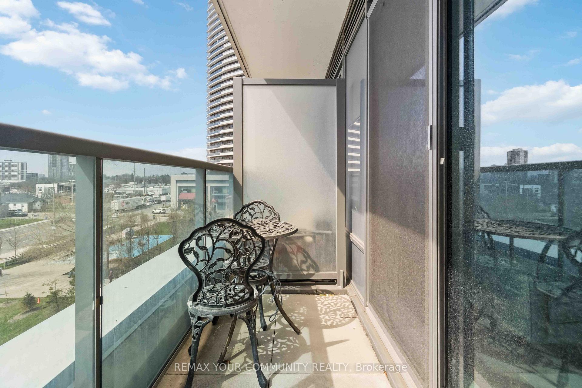Photo 19 of Unit 418, 7167 Yonge Street, Markham, Grandview — HOMEH