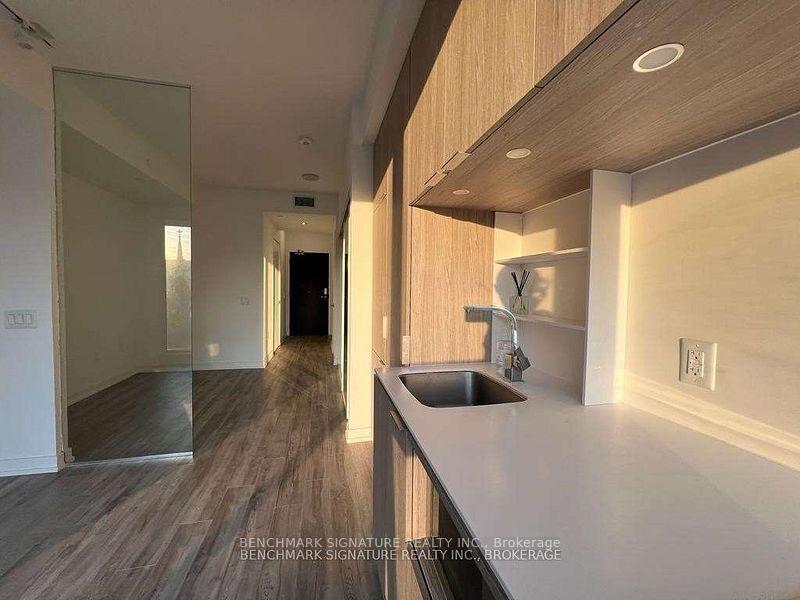 Photo 7 of Unit 2015, 77 Shuter Street, Toronto, Church-Yonge Corridor — HOMEH