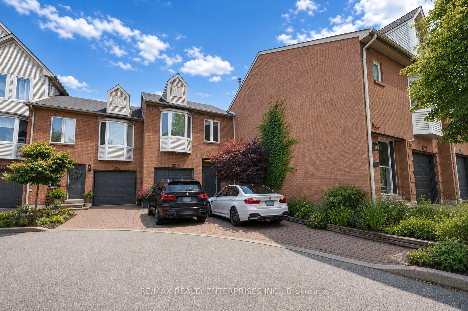 Photo 1 of 1210 Upper Village Drive, Mississauga, Lakeview — HOMEH