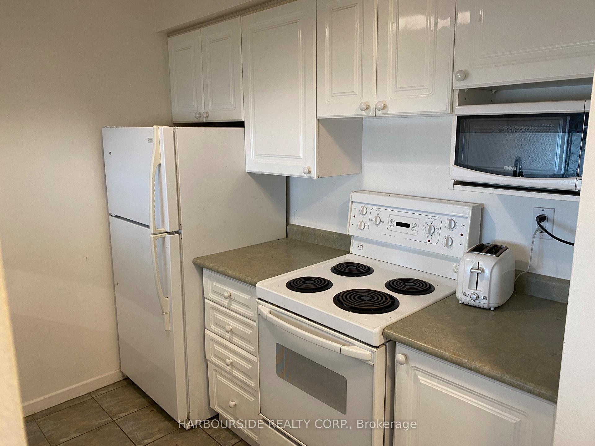 Photo 15 of Unit 1413, 44 St Joseph Street, Toronto, Bay Street Corridor — HOMEH