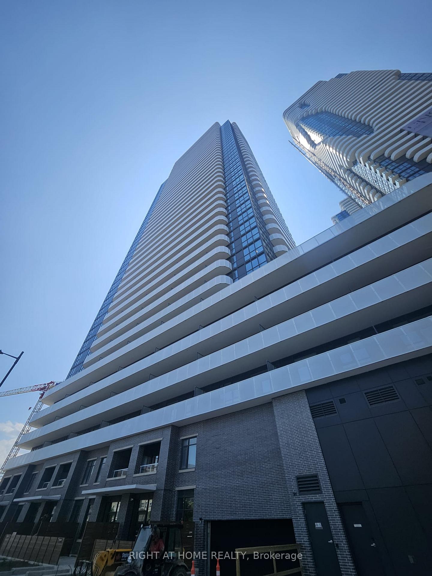 Photo 1 of Unit 316, 28 Interchange Way, Vaughan, Vaughan Corporate Centre — HOMEH