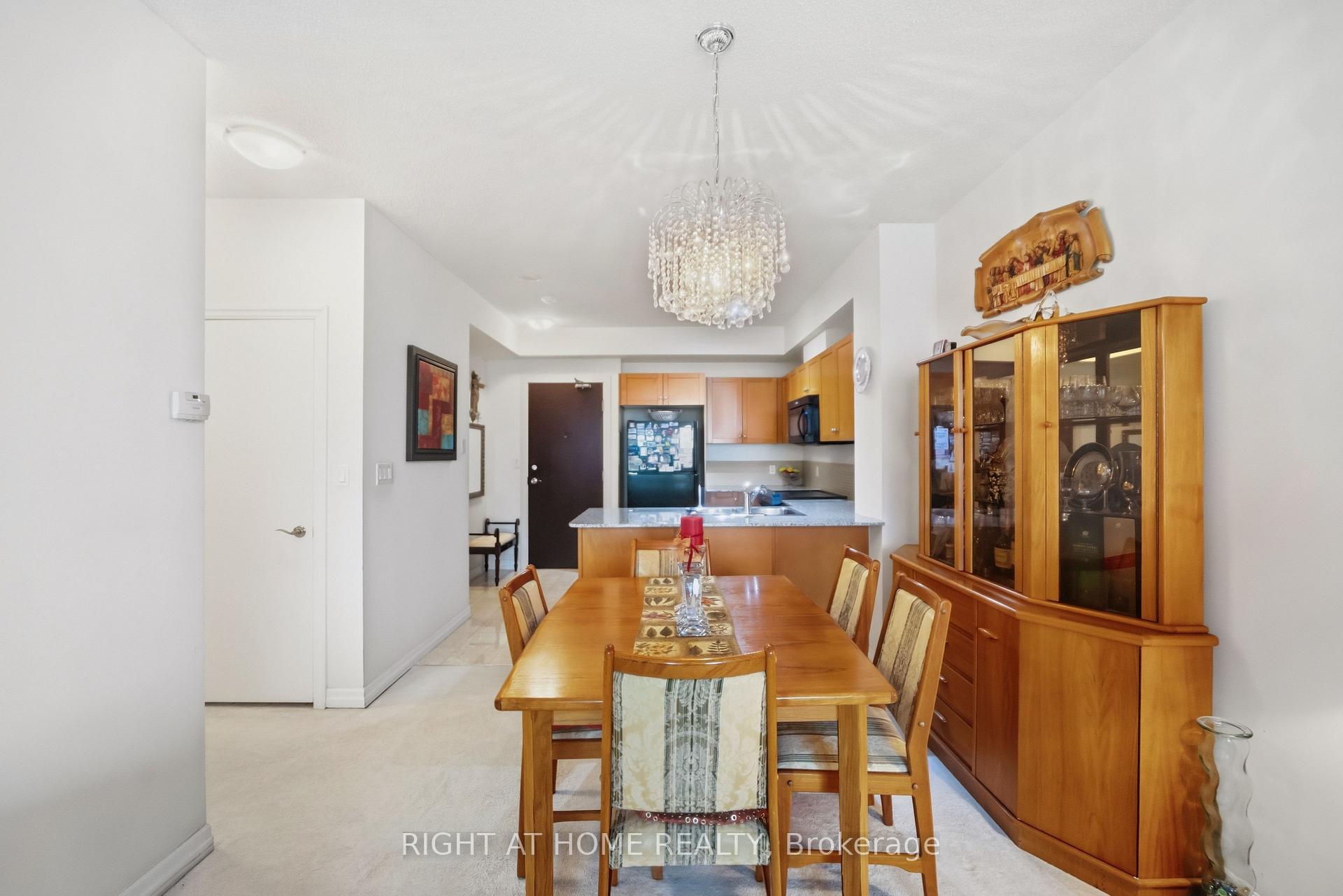 Photo 14 of Unit 1007, 1359 Rathburn Road E, Mississauga, Rathwood — HOMEH