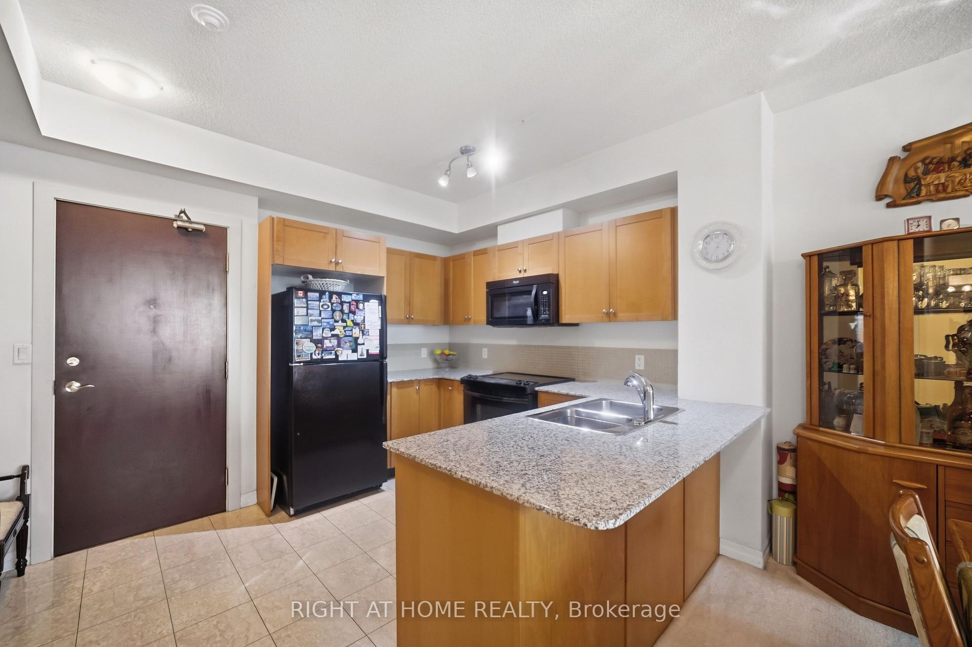 Photo 15 of Unit 1007, 1359 Rathburn Road E, Mississauga, Rathwood — HOMEH