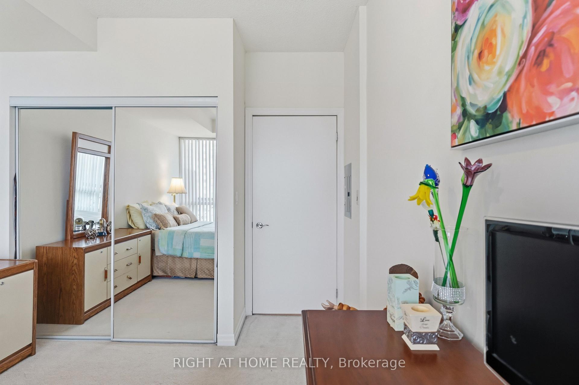 Photo 20 of Unit 1007, 1359 Rathburn Road E, Mississauga, Rathwood — HOMEH