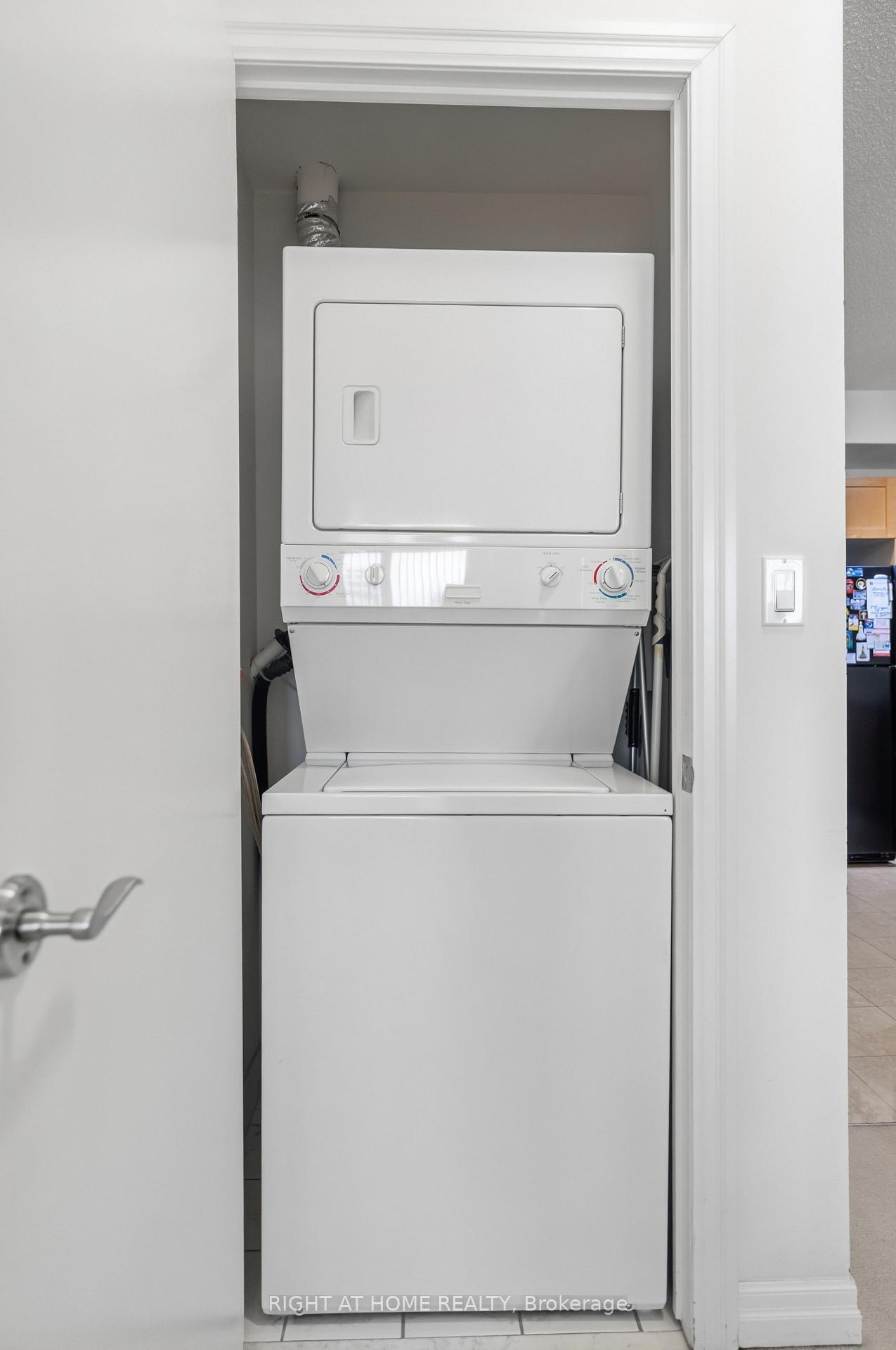 Photo 27 of Unit 1007, 1359 Rathburn Road E, Mississauga, Rathwood — HOMEH