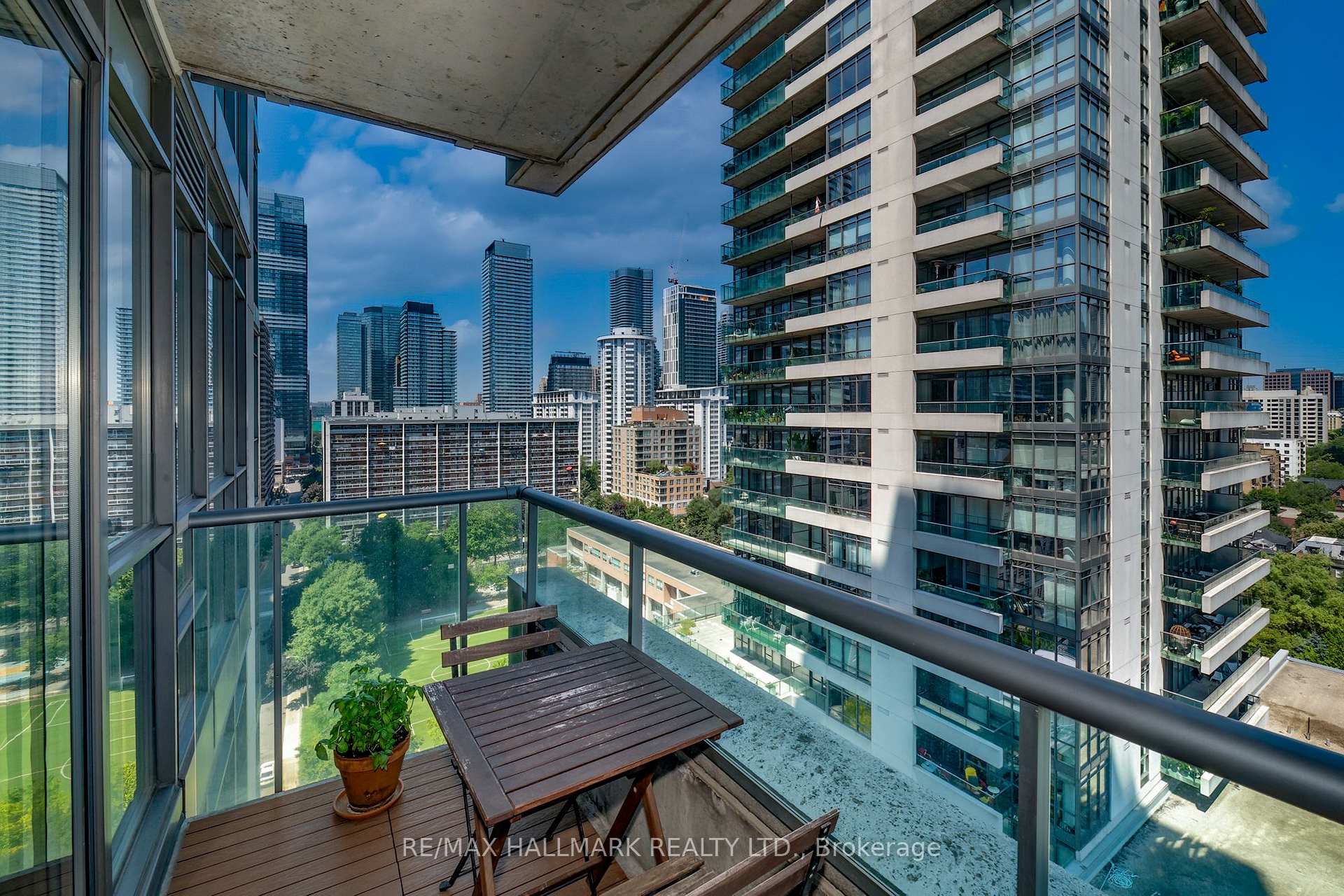 Photo 14 of Unit 1506, 281 Mutual Street, Toronto, Church-Yonge Corridor — HOMEH