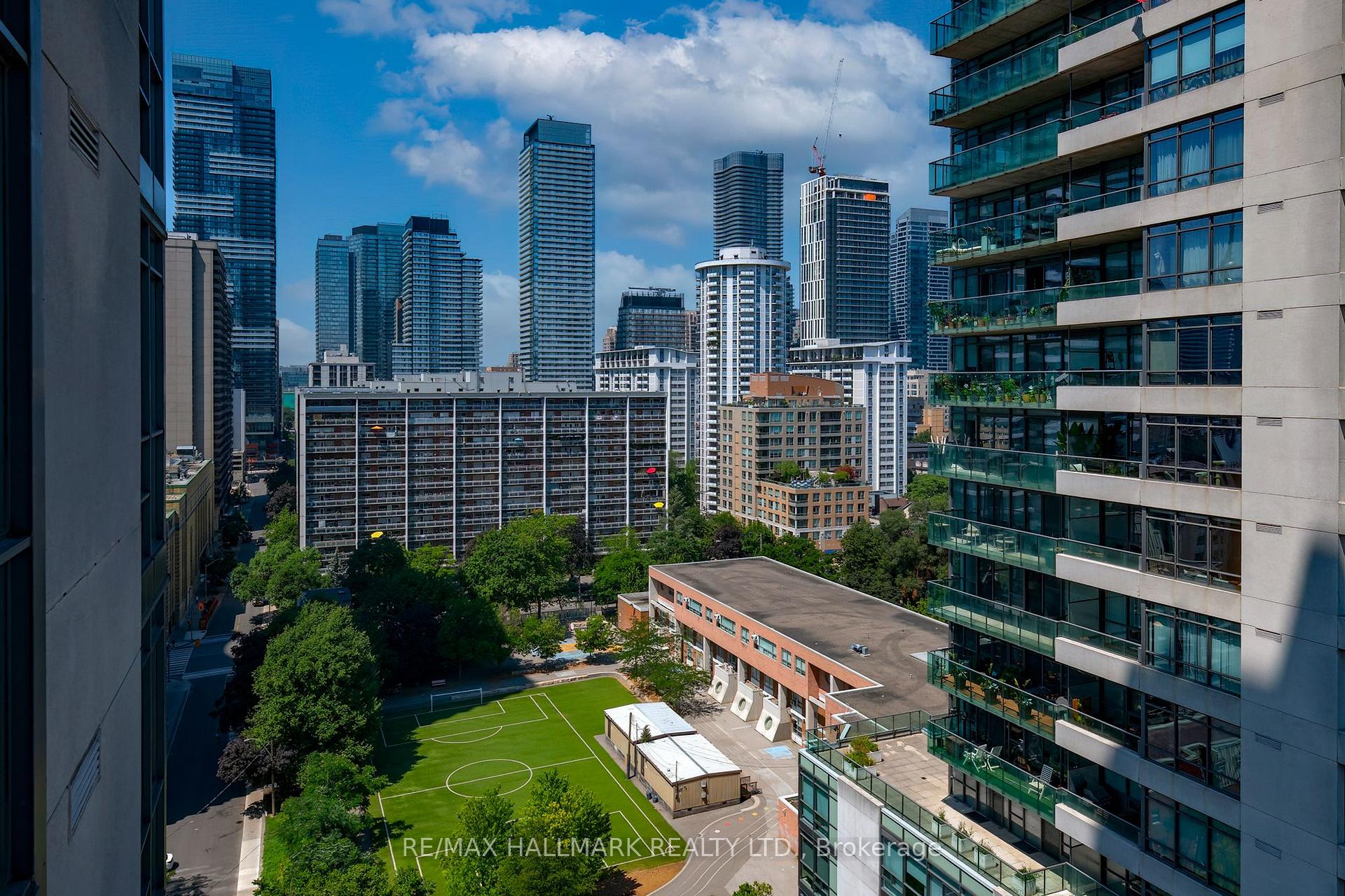 Photo 15 of Unit 1506, 281 Mutual Street, Toronto, Church-Yonge Corridor — HOMEH