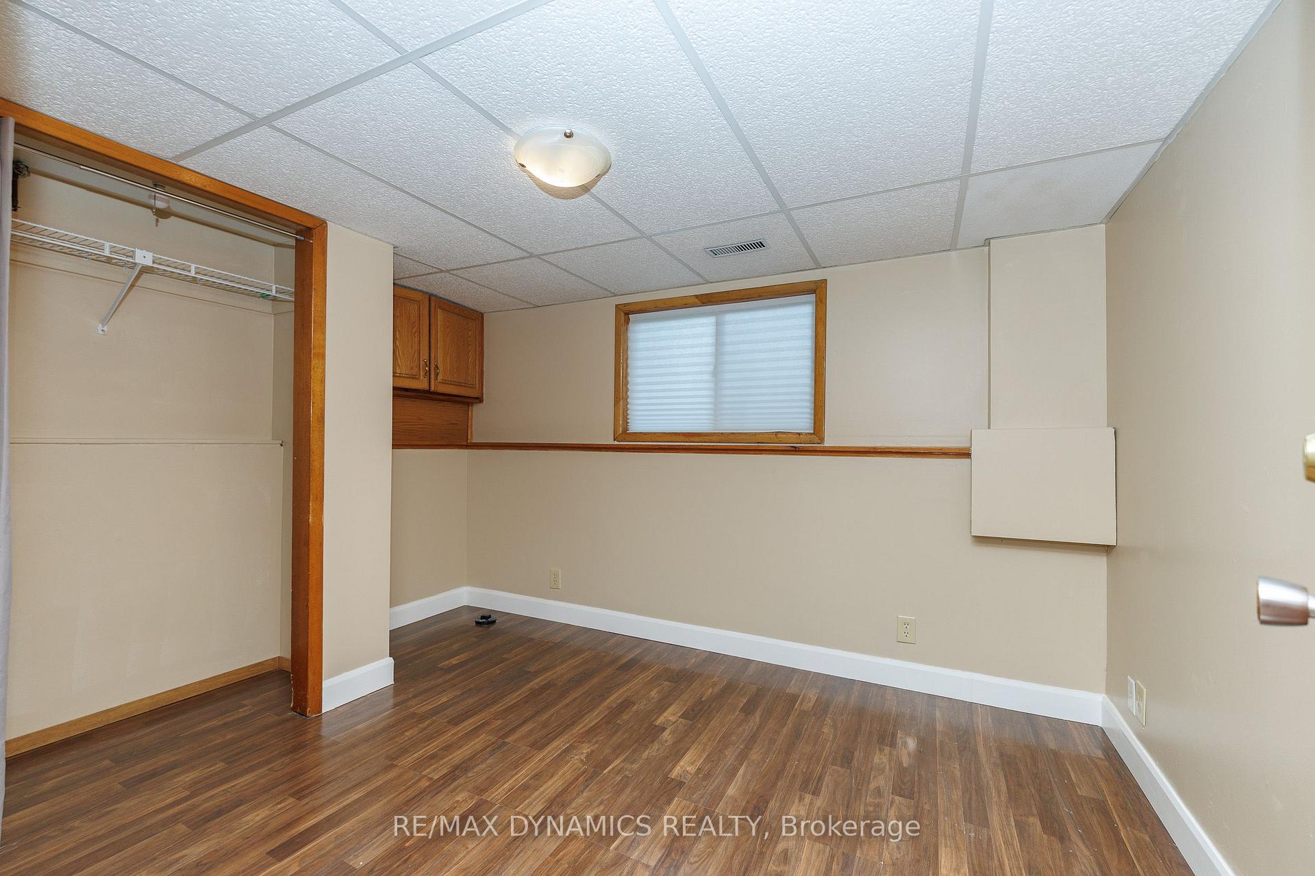 Photo 23 of 7701 Badger Road, Niagara Falls, West Wood — HOMEH