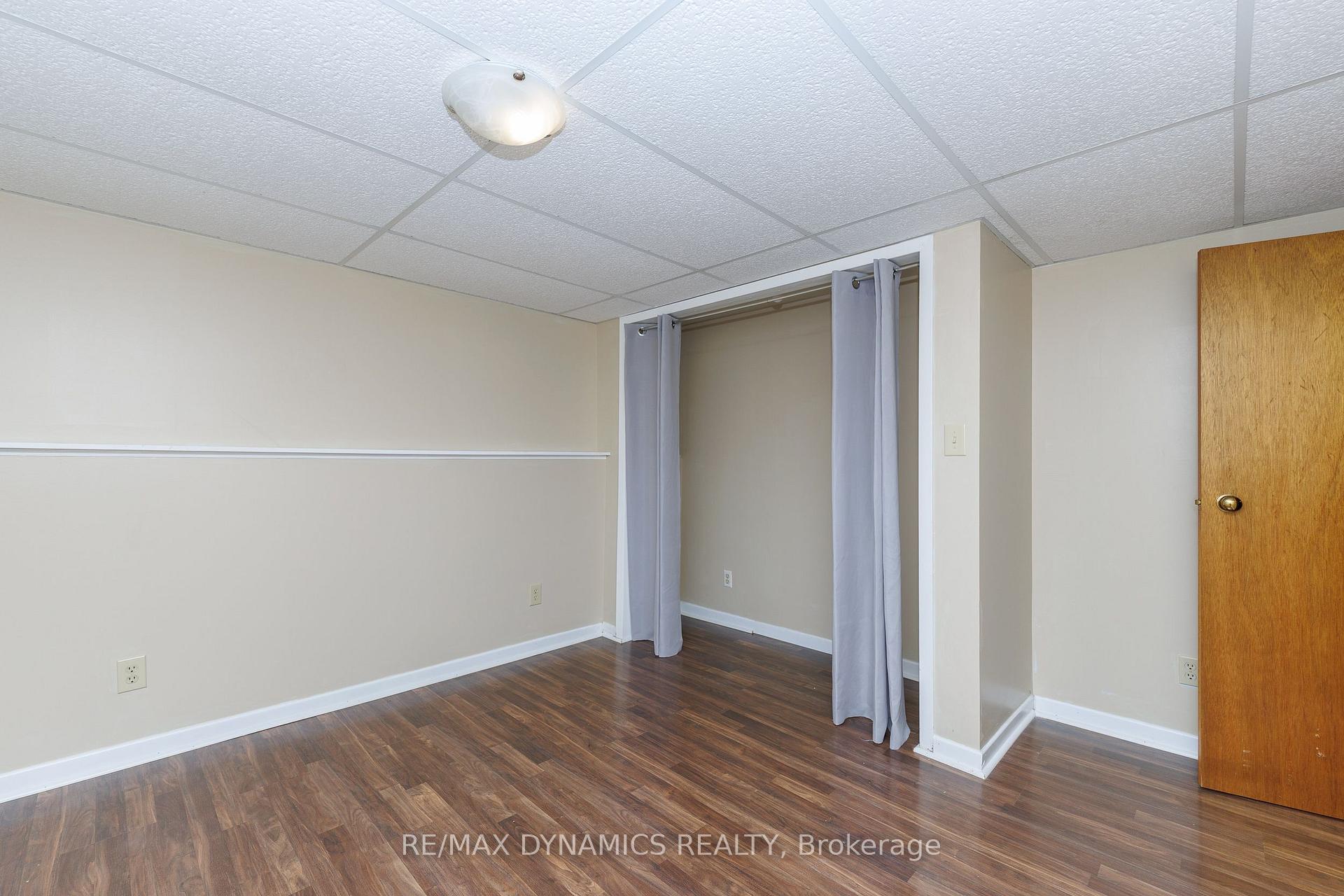 Photo 24 of 7701 Badger Road, Niagara Falls, West Wood — HOMEH