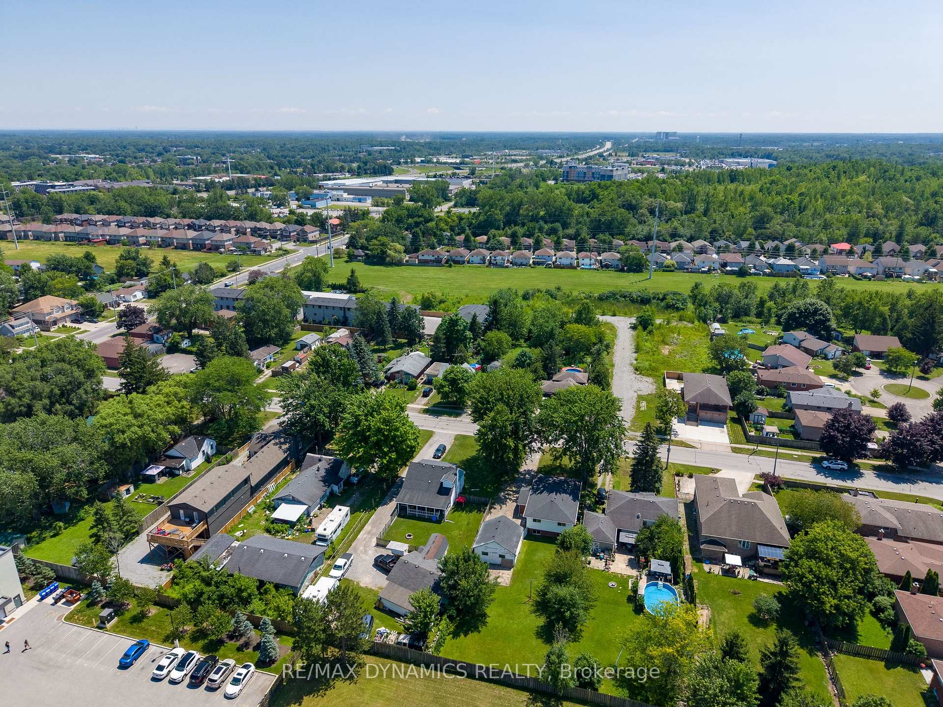 Photo 32 of 7701 Badger Road, Niagara Falls, West Wood — HOMEH
