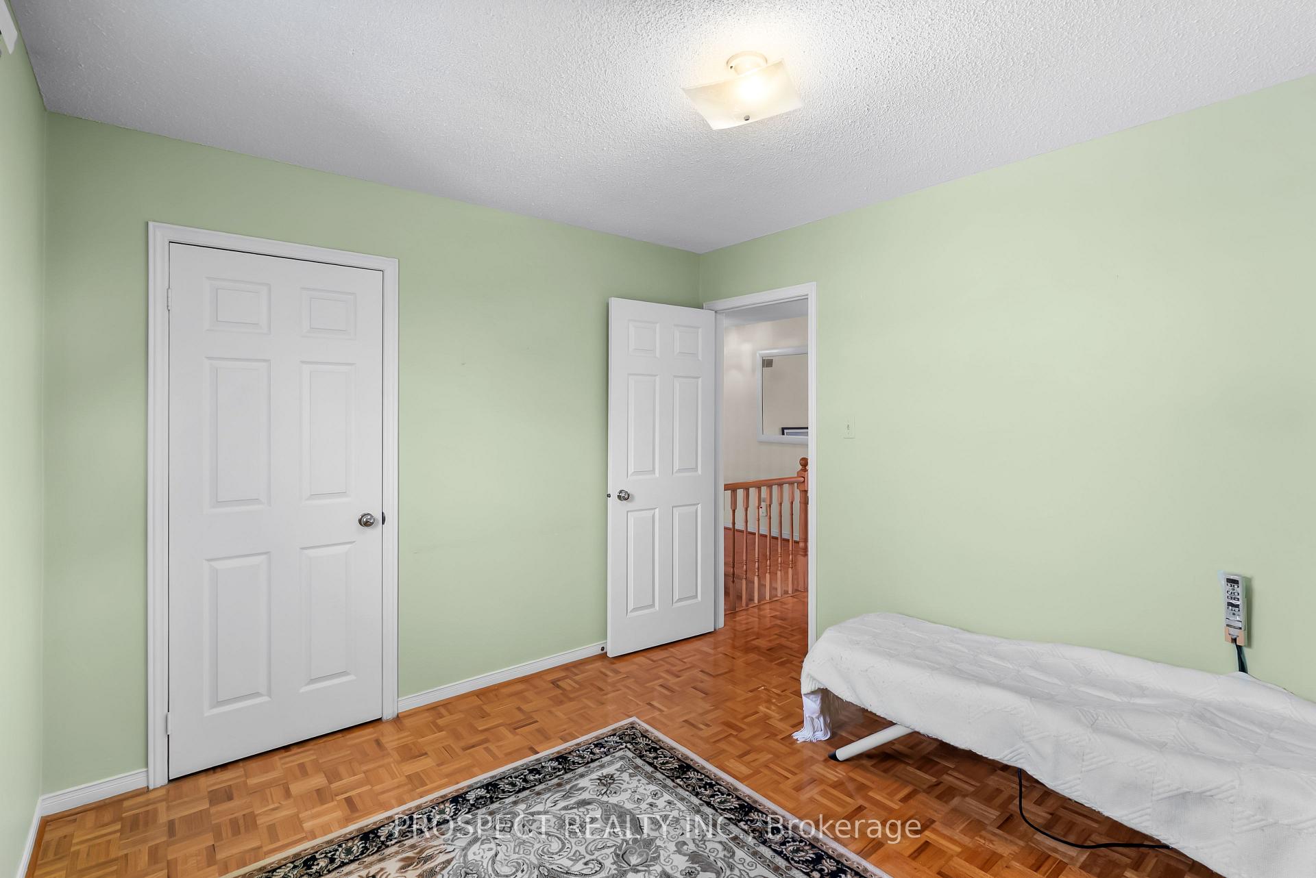 Photo 23 of 9 Wheatley Road, Vaughan, Maple — HOMEH