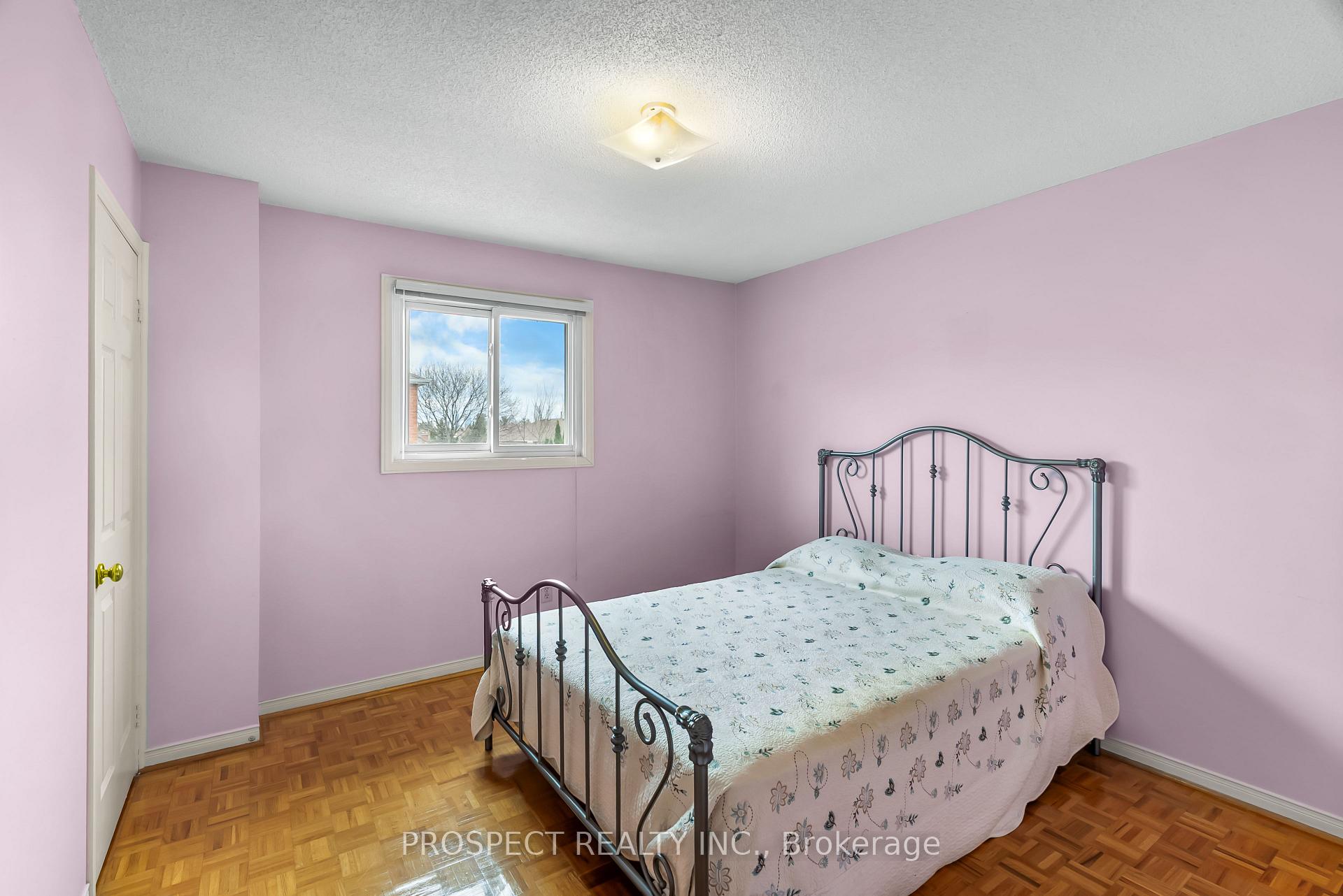 Photo 25 of 9 Wheatley Road, Vaughan, Maple — HOMEH