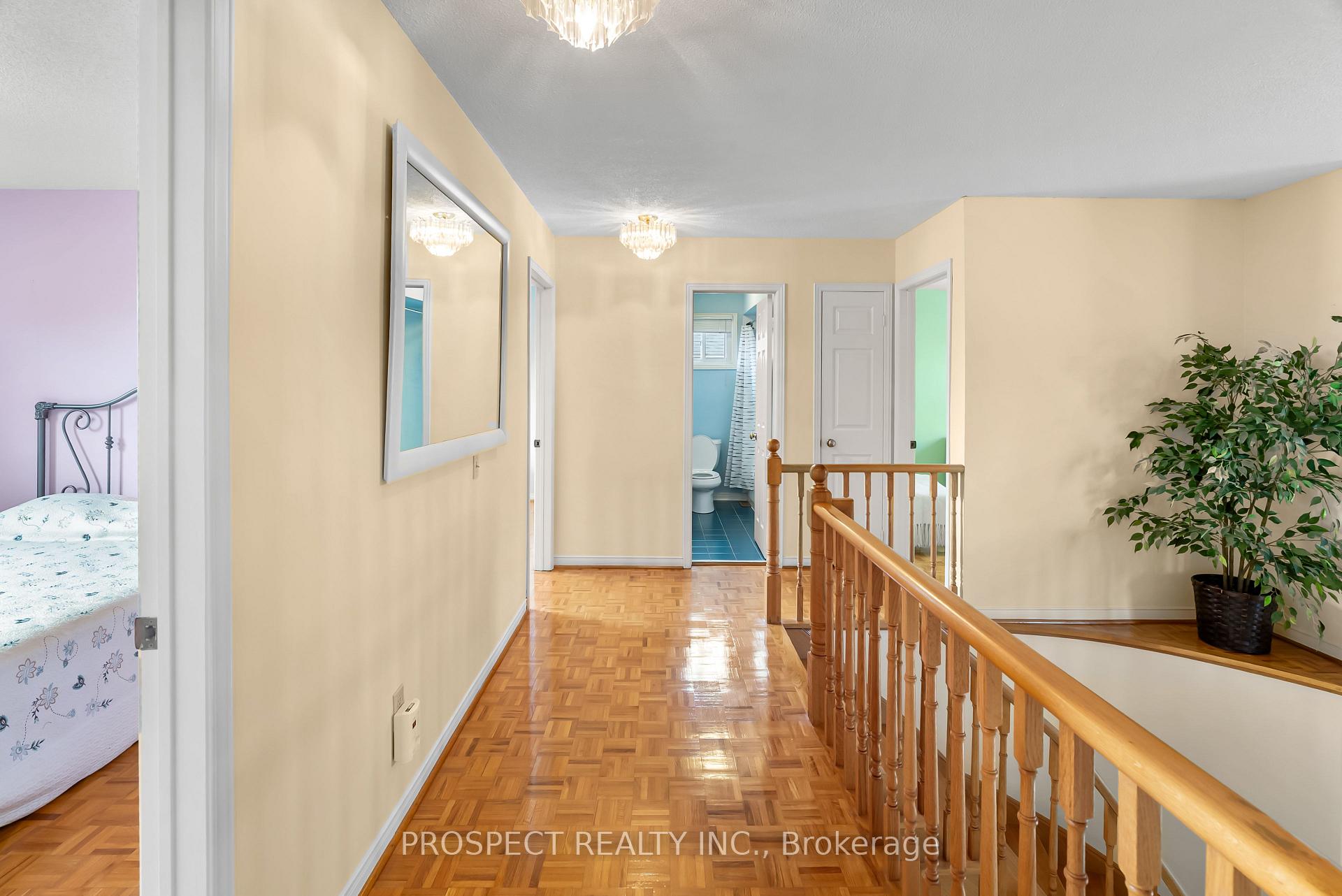 Photo 29 of 9 Wheatley Road, Vaughan, Maple — HOMEH