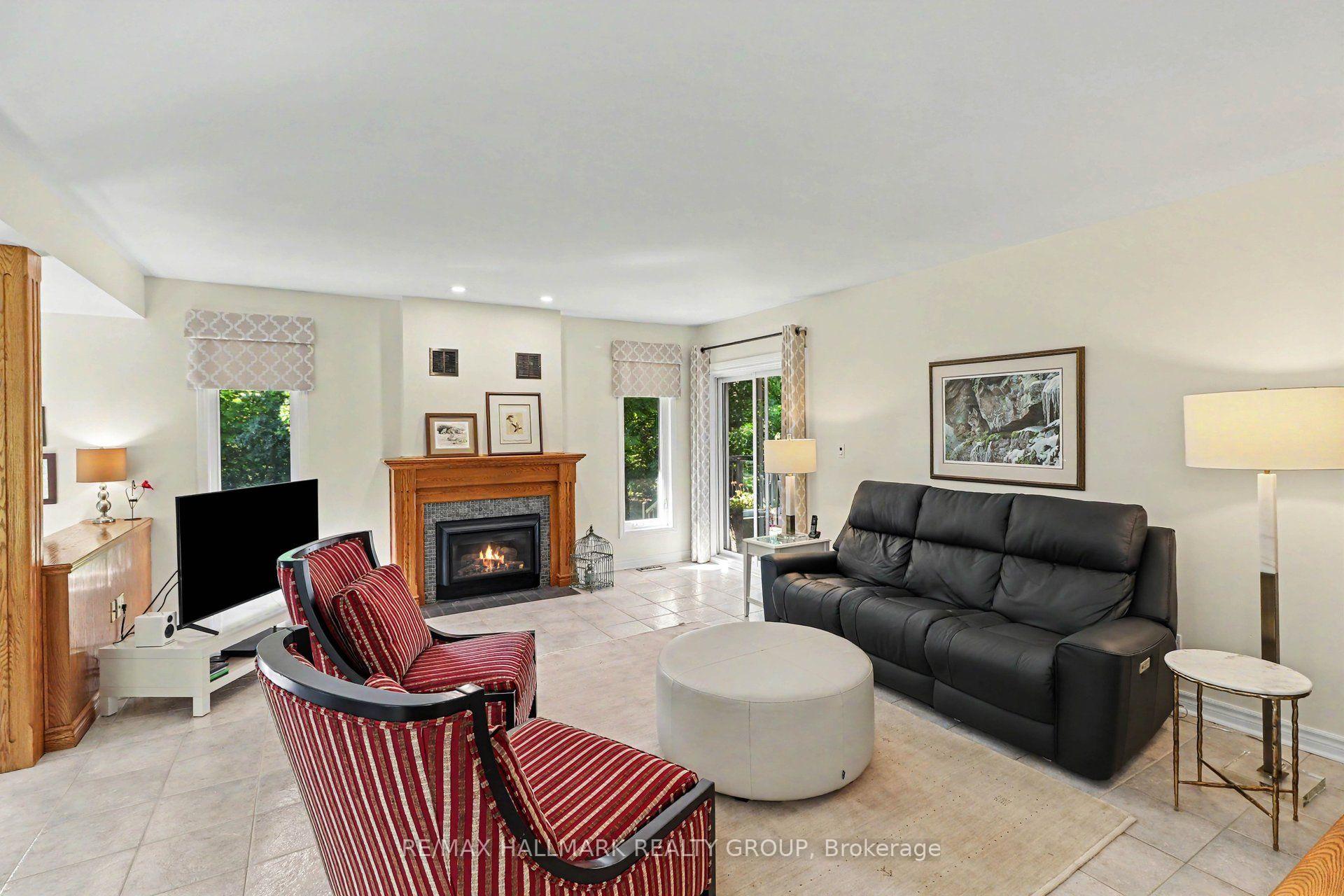 Photo 13 of 682 Kama Place, Ottawa, Rothwell Heights — HOMEH