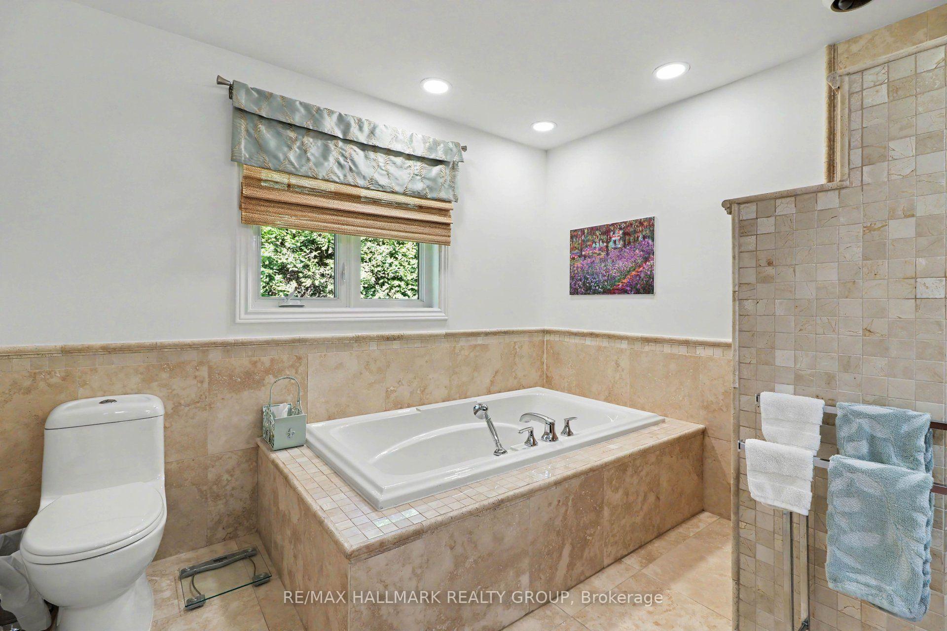 Photo 20 of 682 Kama Place, Ottawa, Rothwell Heights — HOMEH
