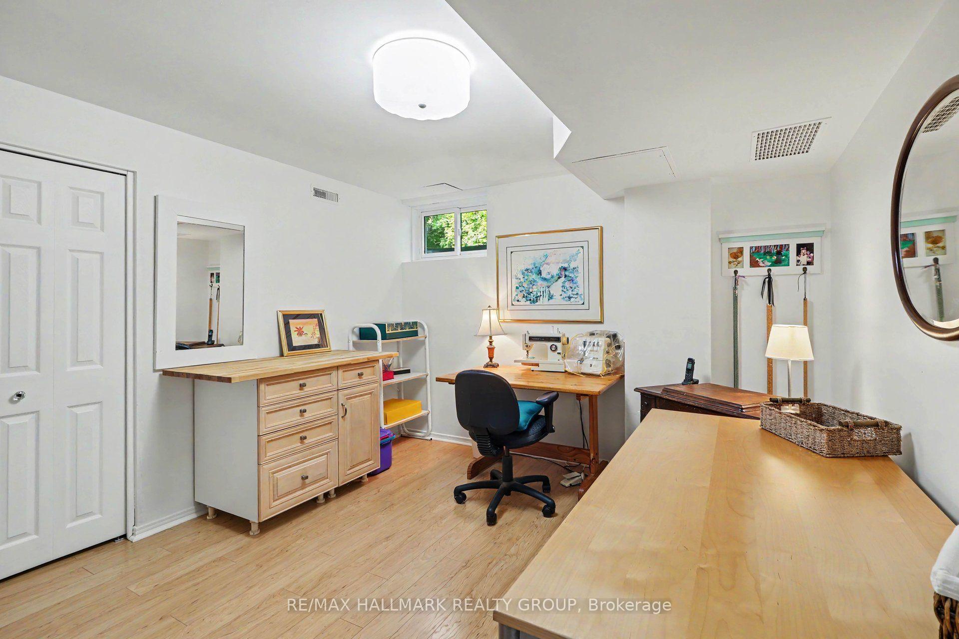 Photo 29 of 682 Kama Place, Ottawa, Rothwell Heights — HOMEH