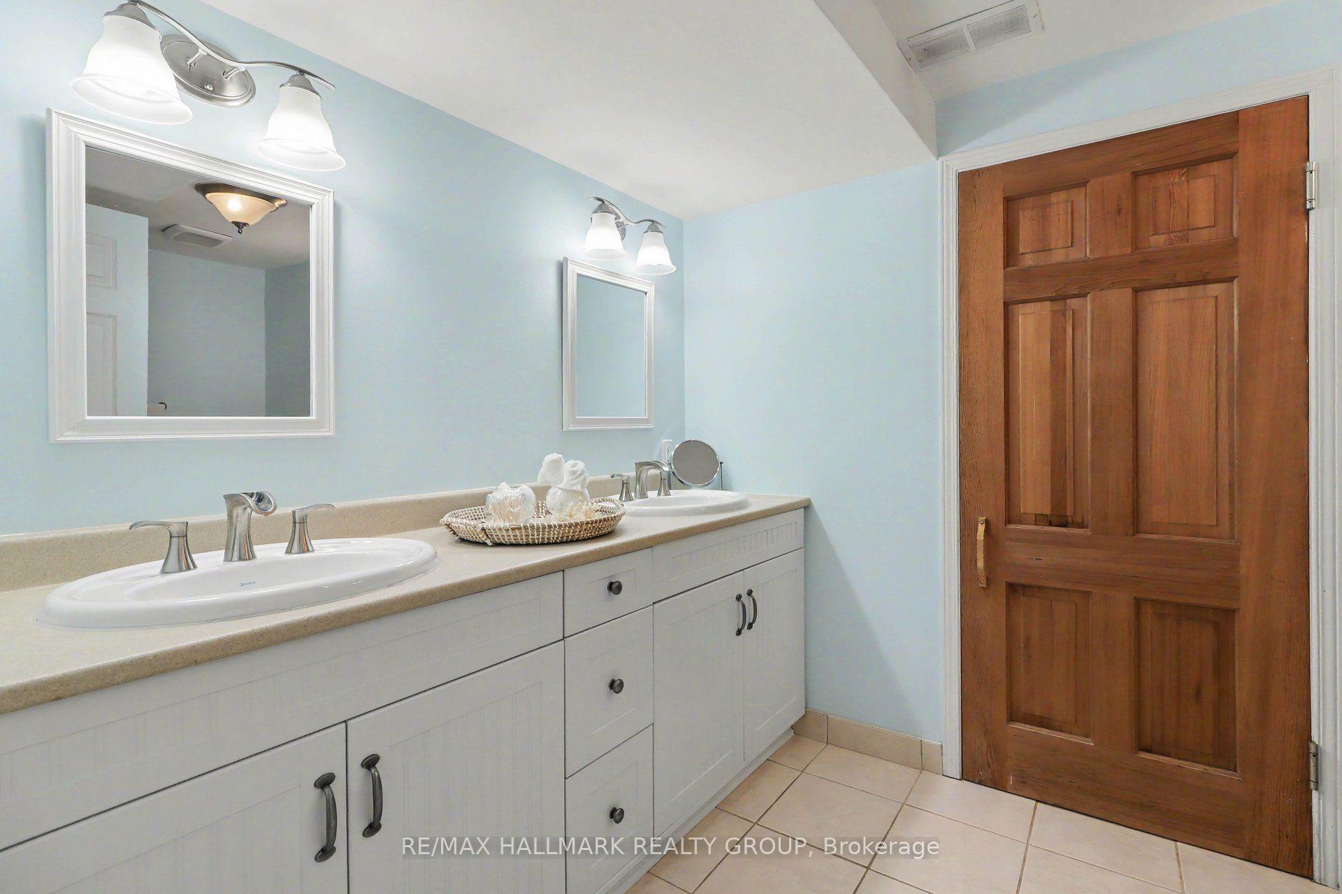 Photo 31 of 682 Kama Place, Ottawa, Rothwell Heights — HOMEH