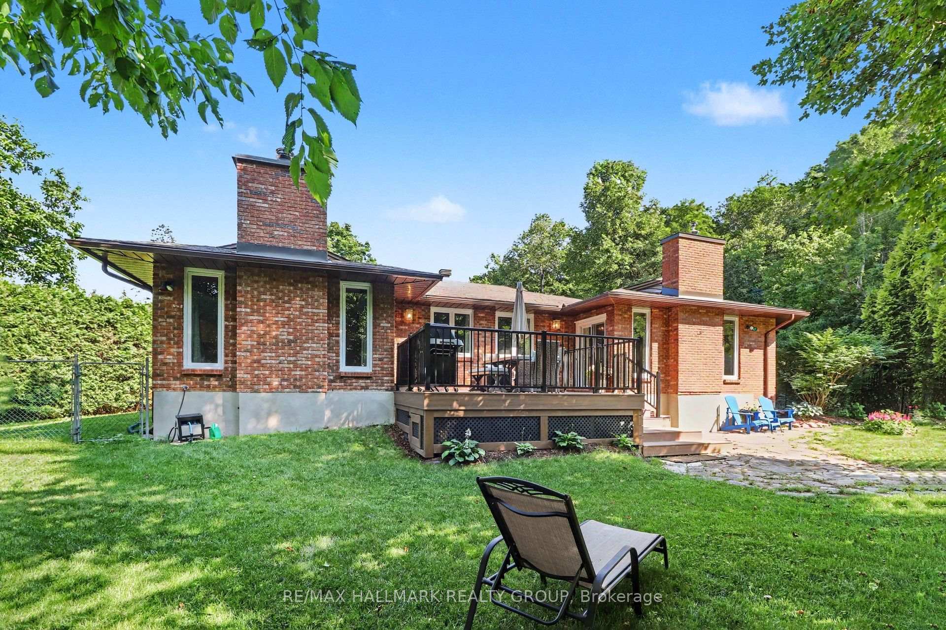 Photo 37 of 682 Kama Place, Ottawa, Rothwell Heights — HOMEH
