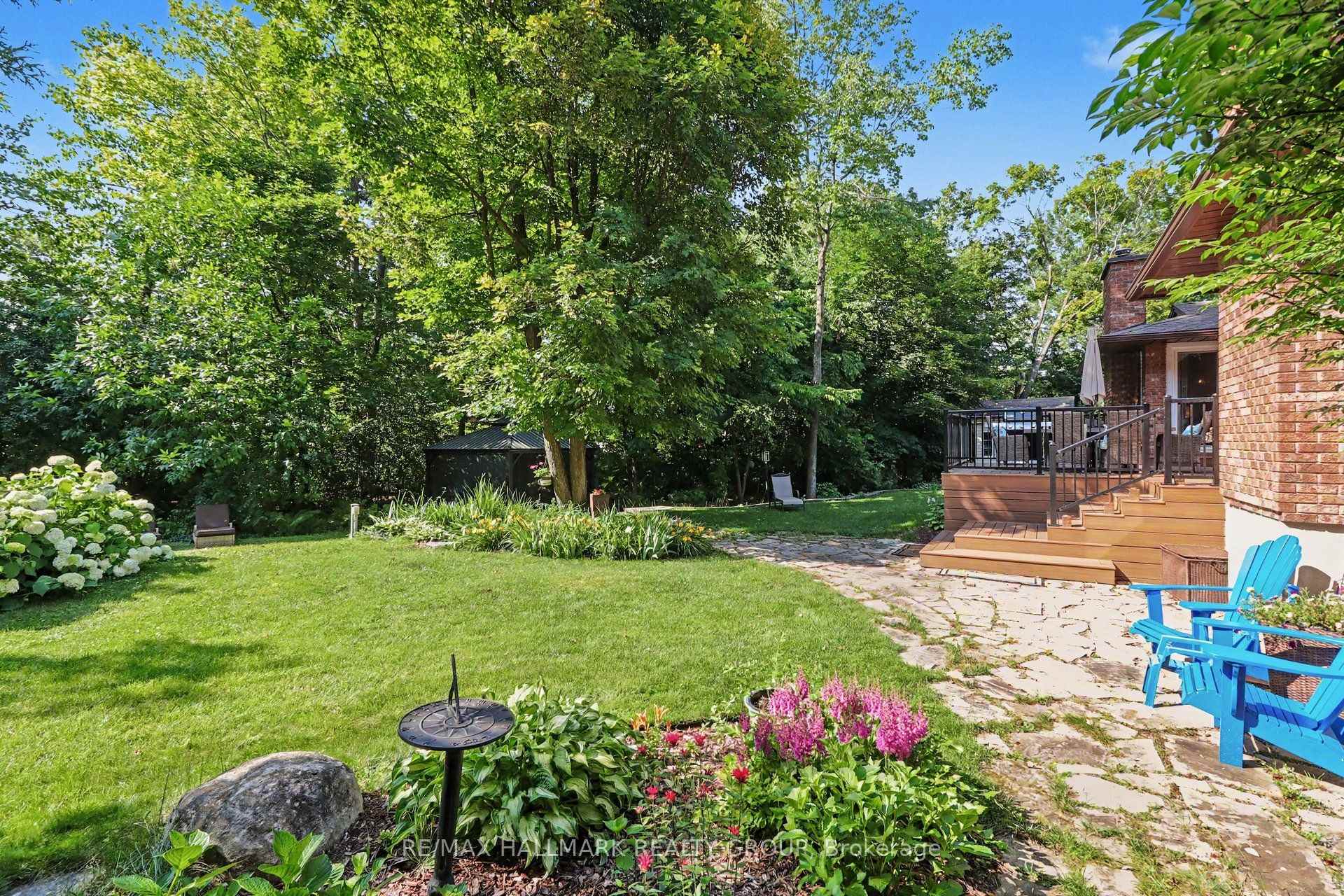 Photo 38 of 682 Kama Place, Ottawa, Rothwell Heights — HOMEH