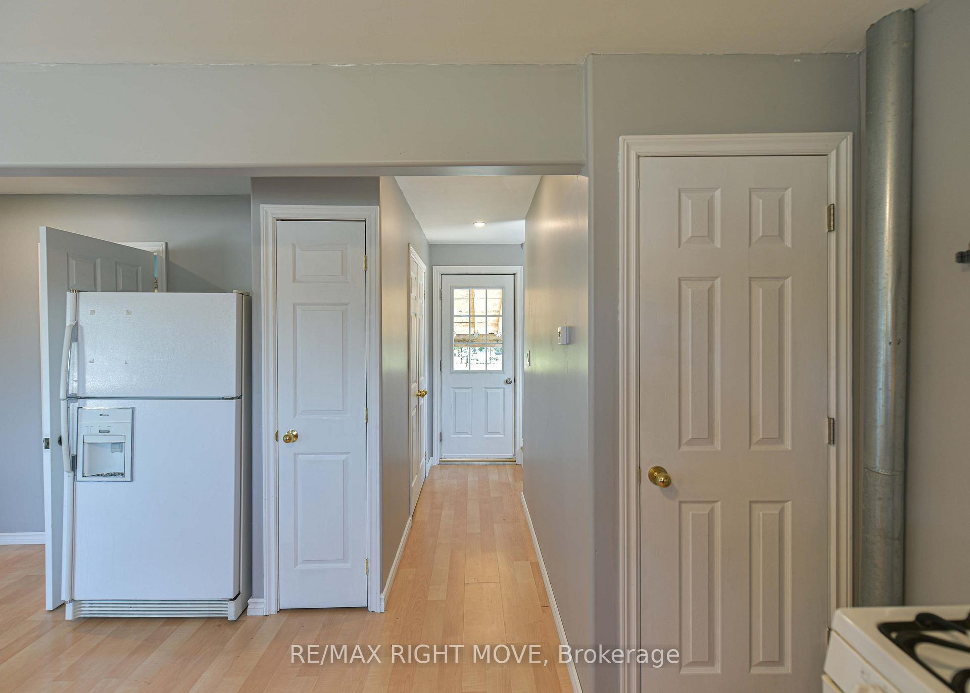 Photo 18 of 424 High Street, Orillia — HOMEH