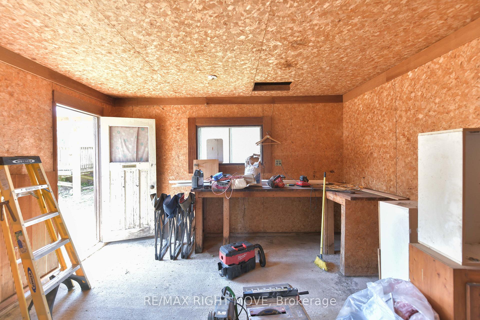 Photo 24 of 424 High Street, Orillia — HOMEH