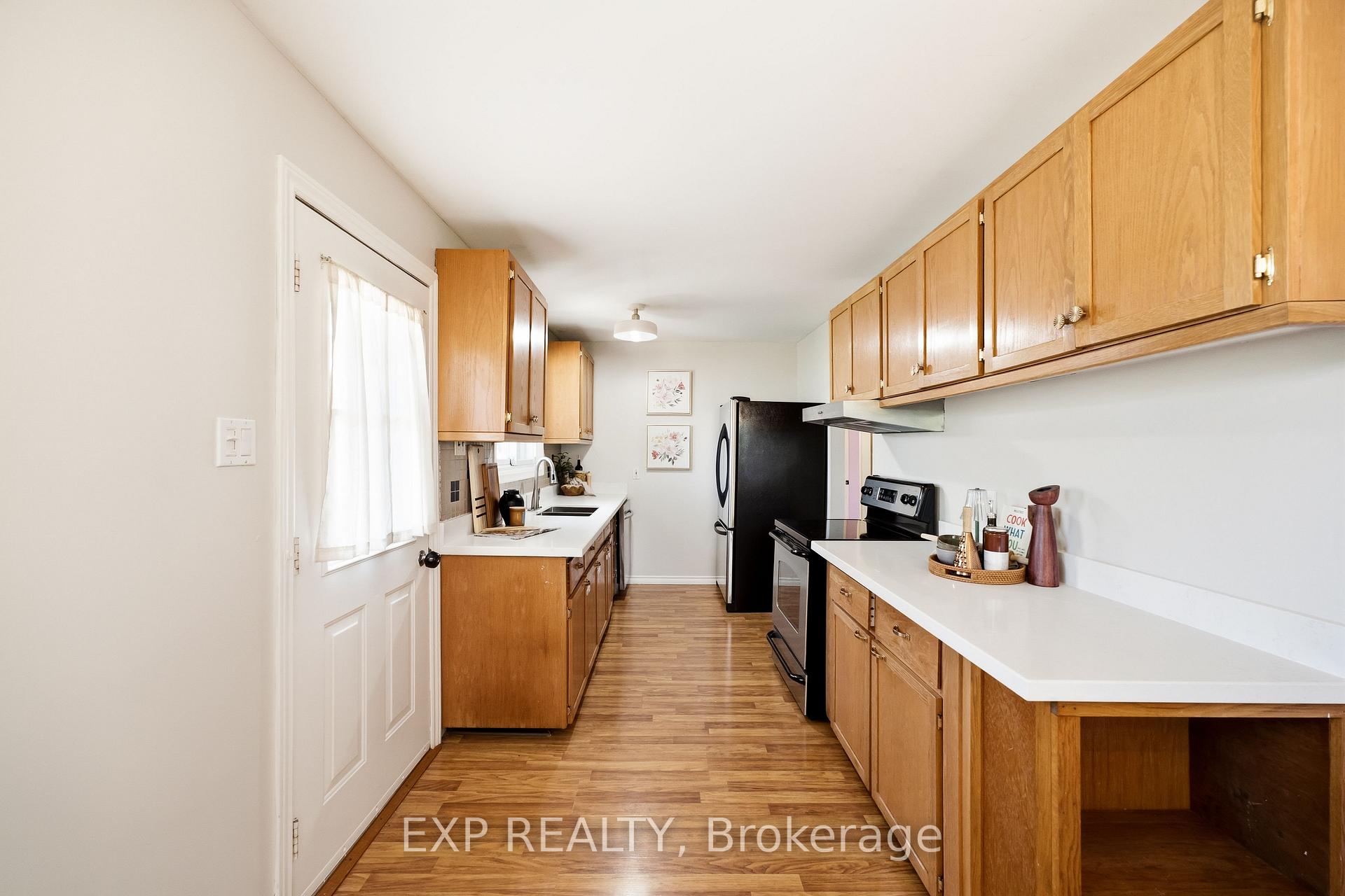 Photo 9 of 94 Johnstown Road, Quinte West, Sidney Ward — HOMEH