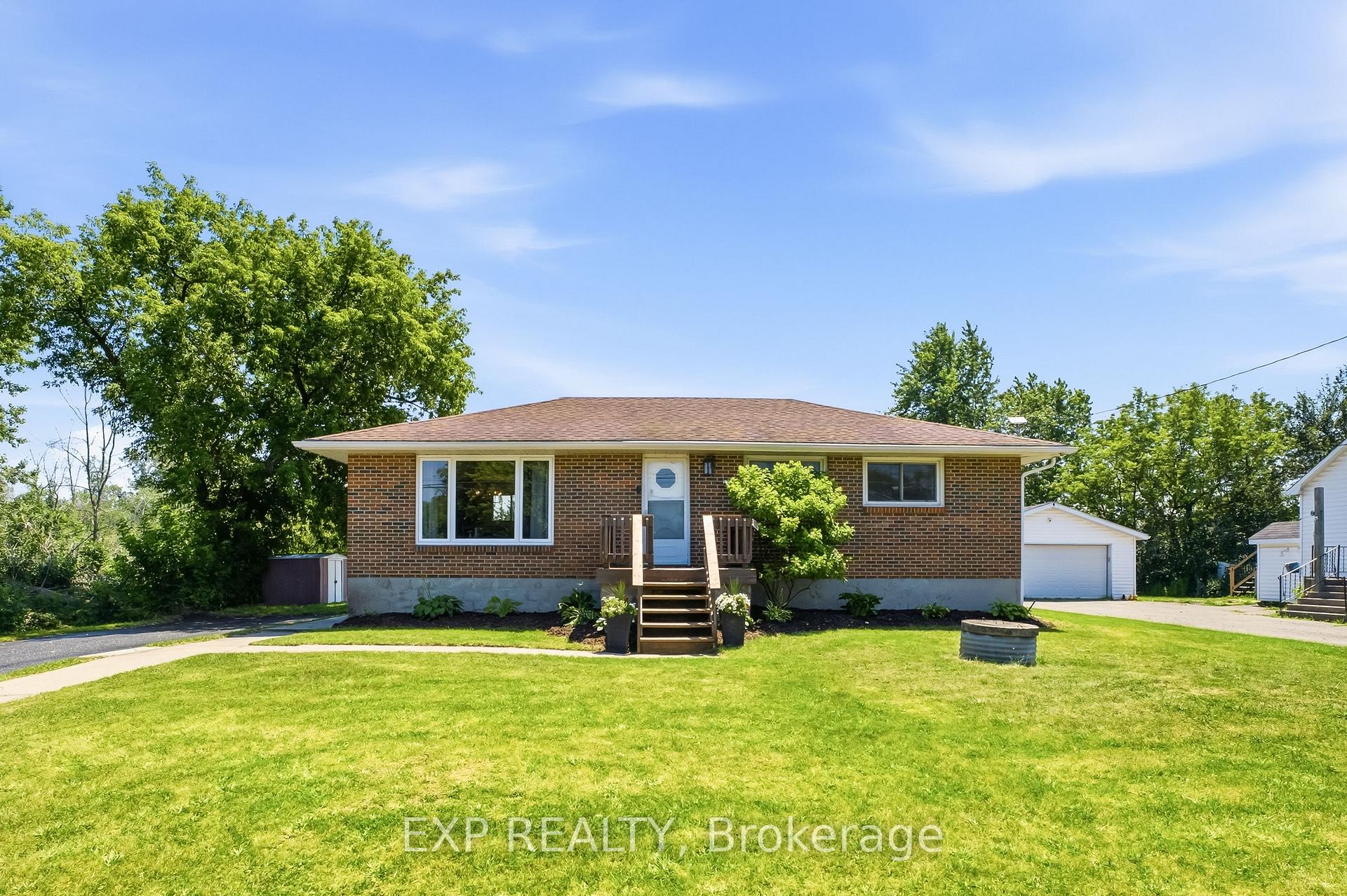 Photo 34 of 94 Johnstown Road, Quinte West, Sidney Ward — HOMEH