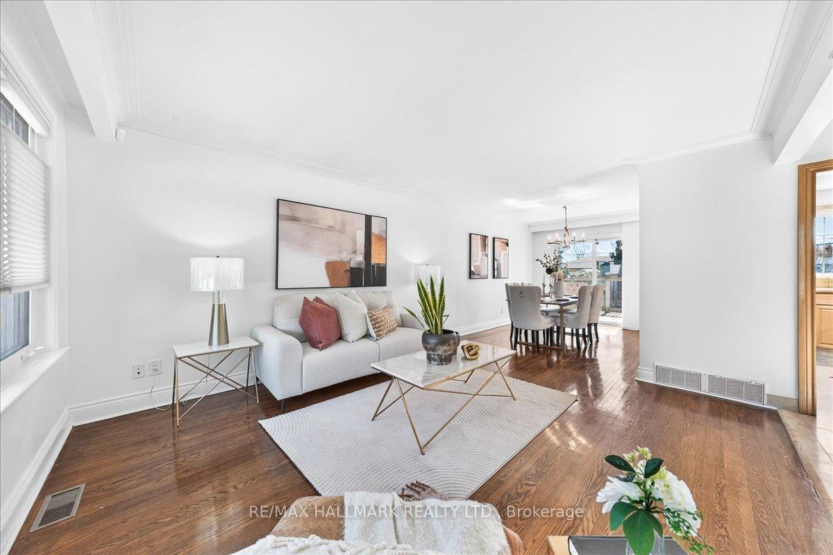 Photo 3 of 25 Fenley Drive, Etobicoke, Kingsview Village-The Westway — HOMEH
