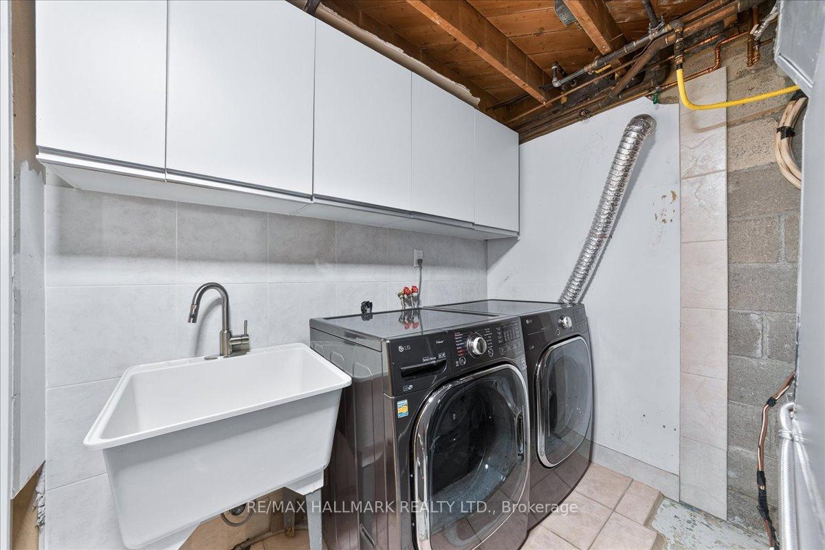 Photo 19 of 25 Fenley Drive, Etobicoke, Kingsview Village-The Westway — HOMEH