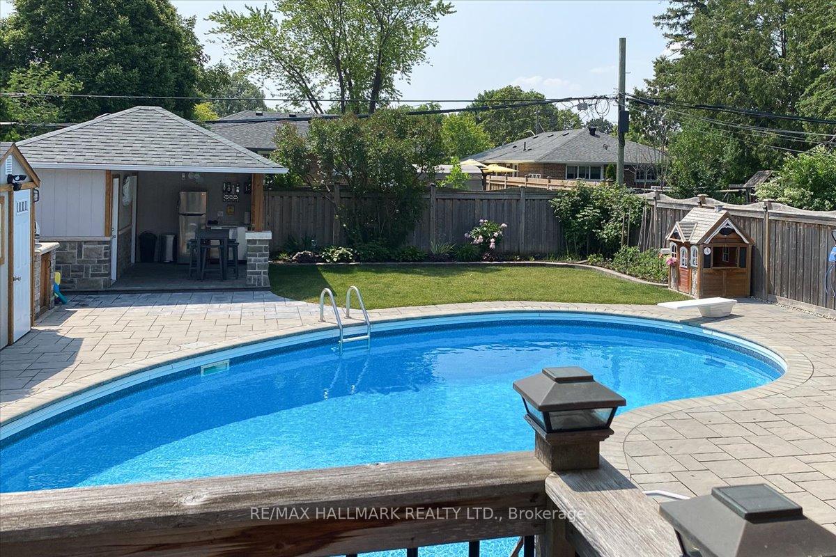 Photo 20 of 25 Fenley Drive, Etobicoke, Kingsview Village-The Westway — HOMEH