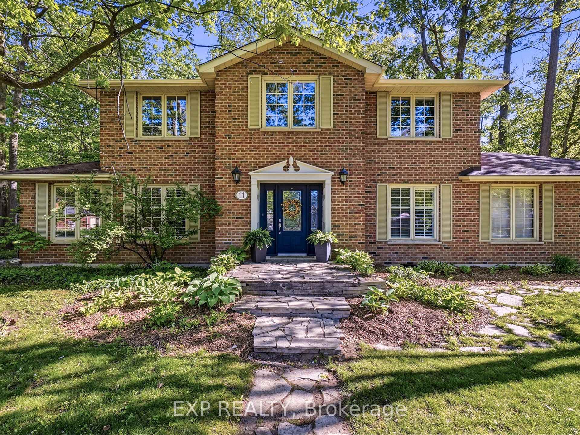 Photo 1 of 11 Spence Avenue, Springwater, Midhurst — HOMEH