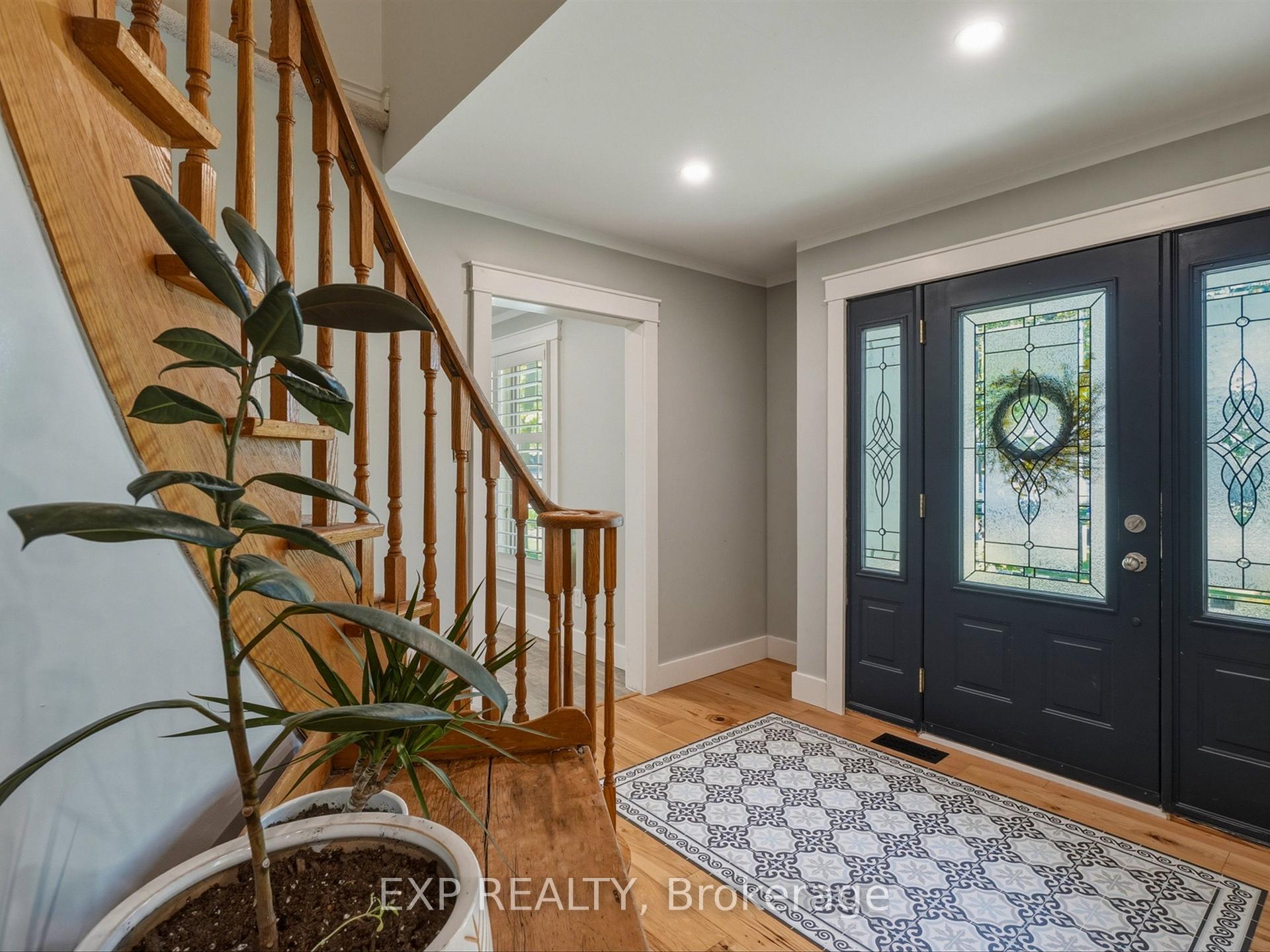 Photo 9 of 11 Spence Avenue, Springwater, Midhurst — HOMEH