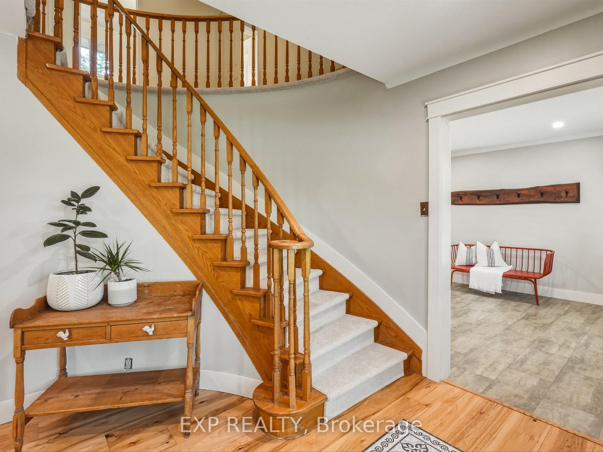 Photo 10 of 11 Spence Avenue, Springwater, Midhurst — HOMEH