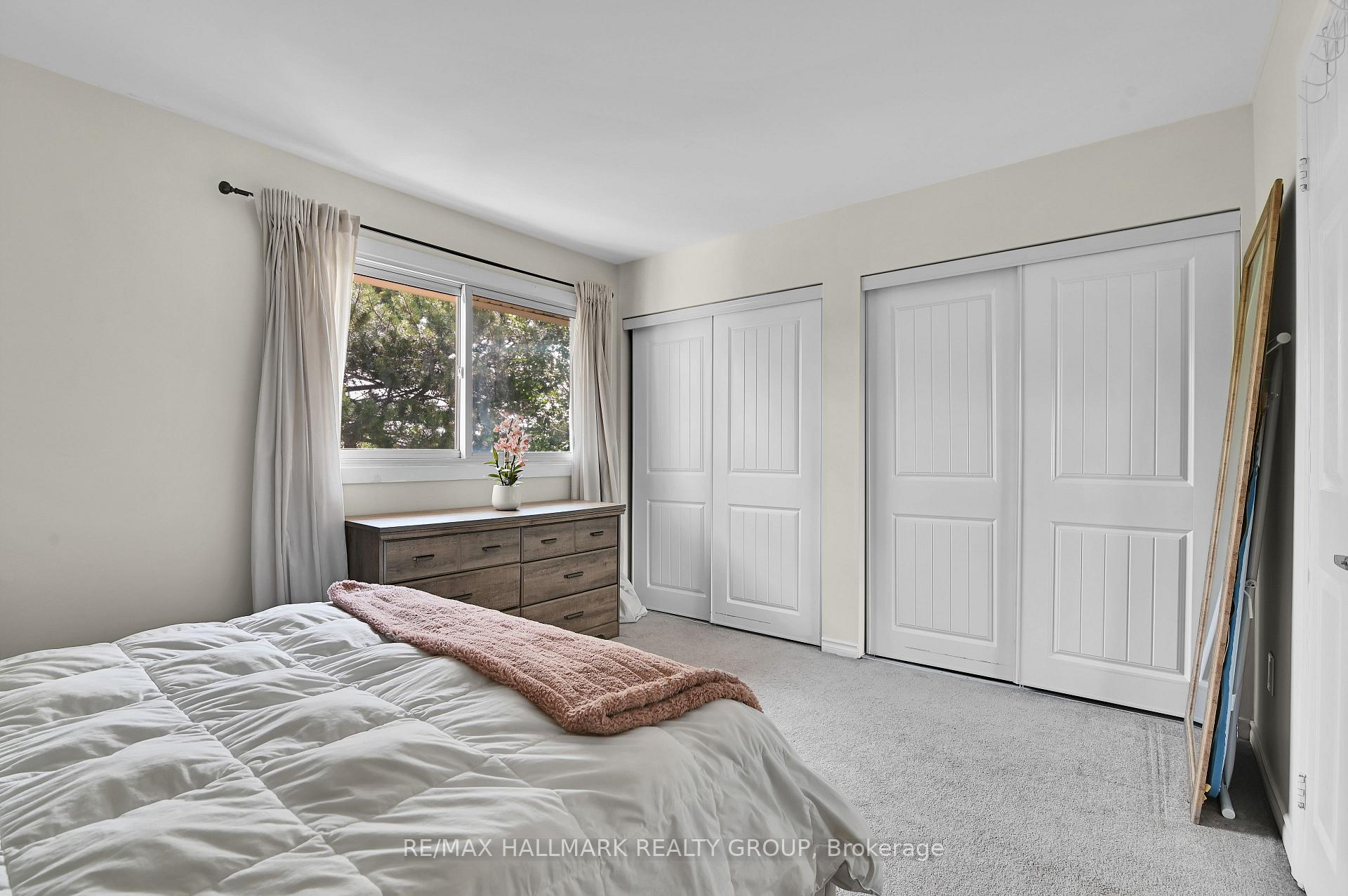 Photo 13 of Unit 3, 1505 Ballard Court, Ottawa, Pineview — HOMEH