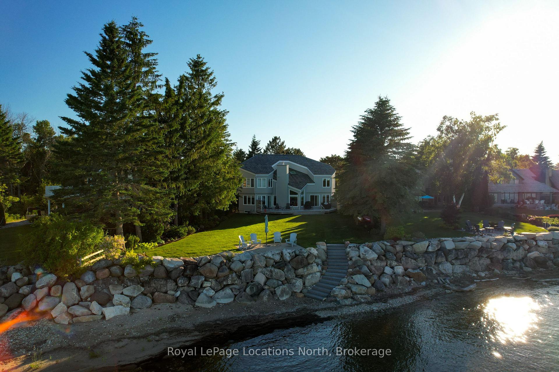 Photo 7 of 113 Fieldcrest Court, Blue Mountains — HOMEH
