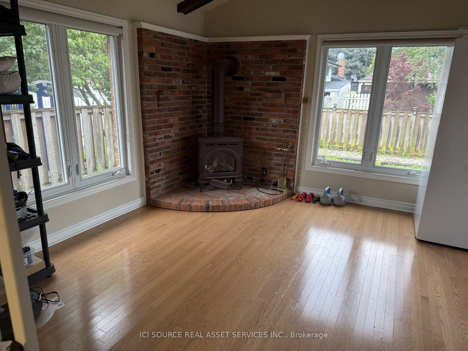 Photo 37 of 6998 Glengowan Crescent, Niagara Falls, Casey — HOMEH