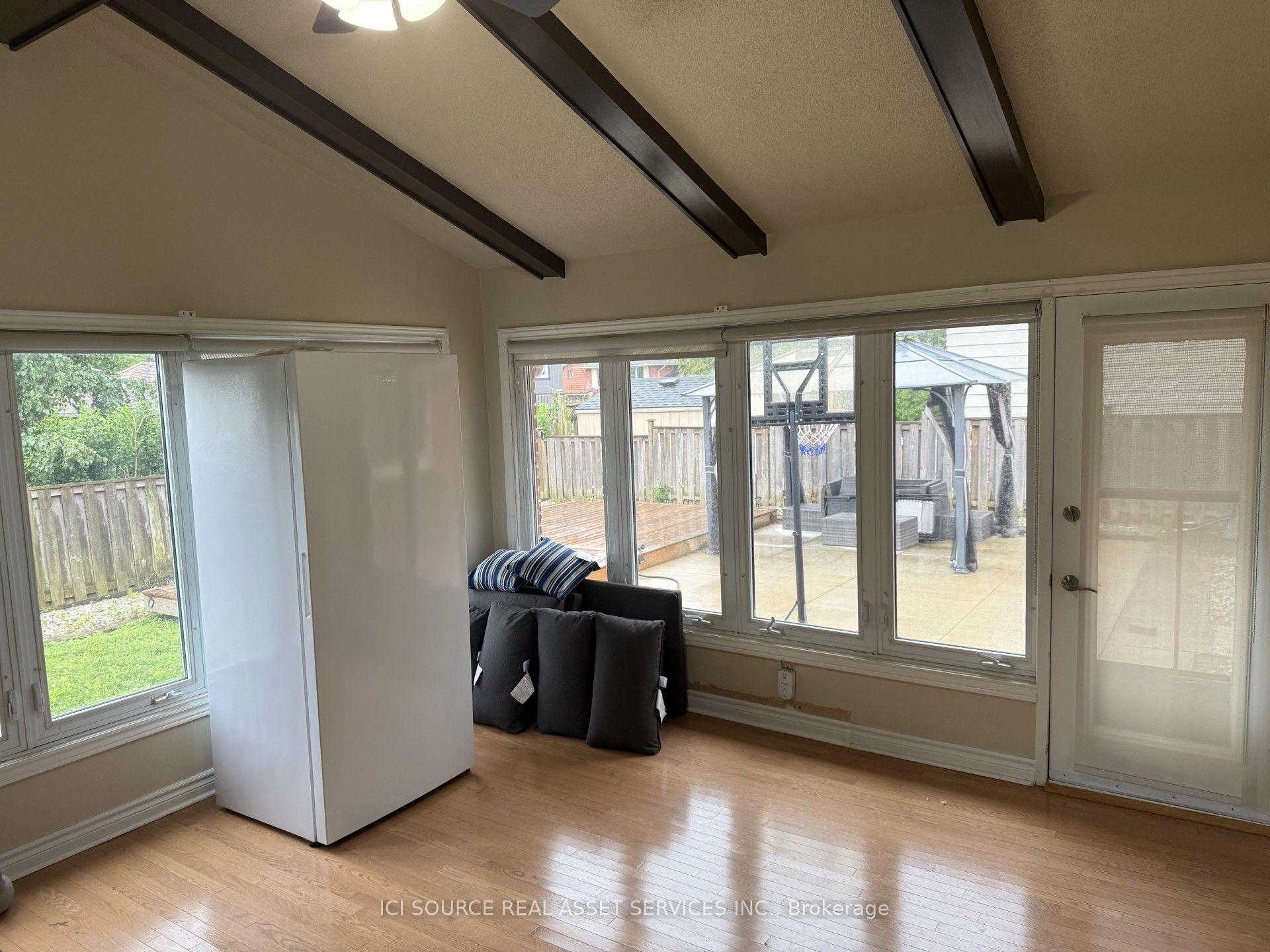 Photo 40 of 6998 Glengowan Crescent, Niagara Falls, Casey — HOMEH