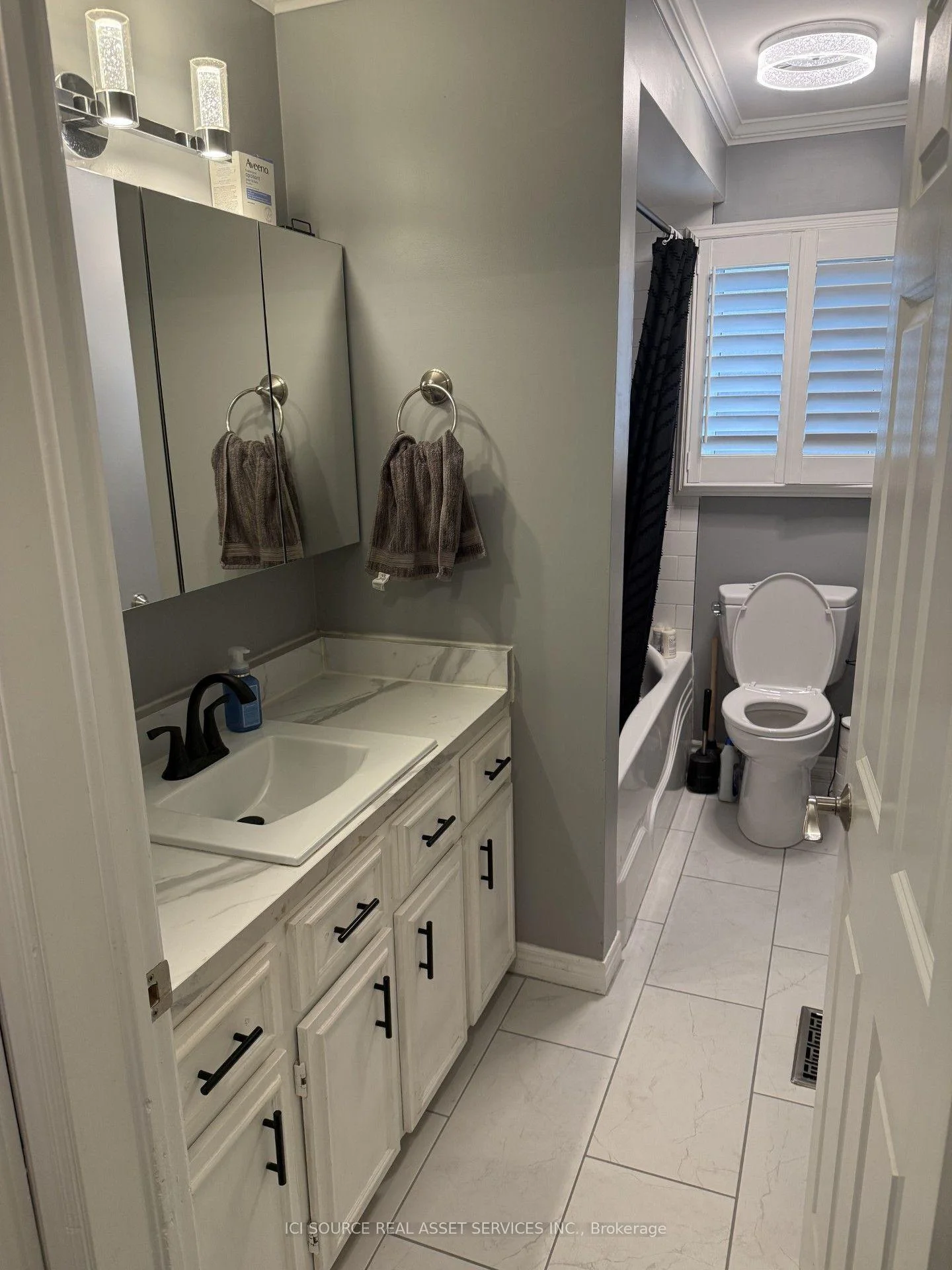 Photo 20 of 6998 Glengowan Crescent, Niagara Falls, Casey — HOMEH
