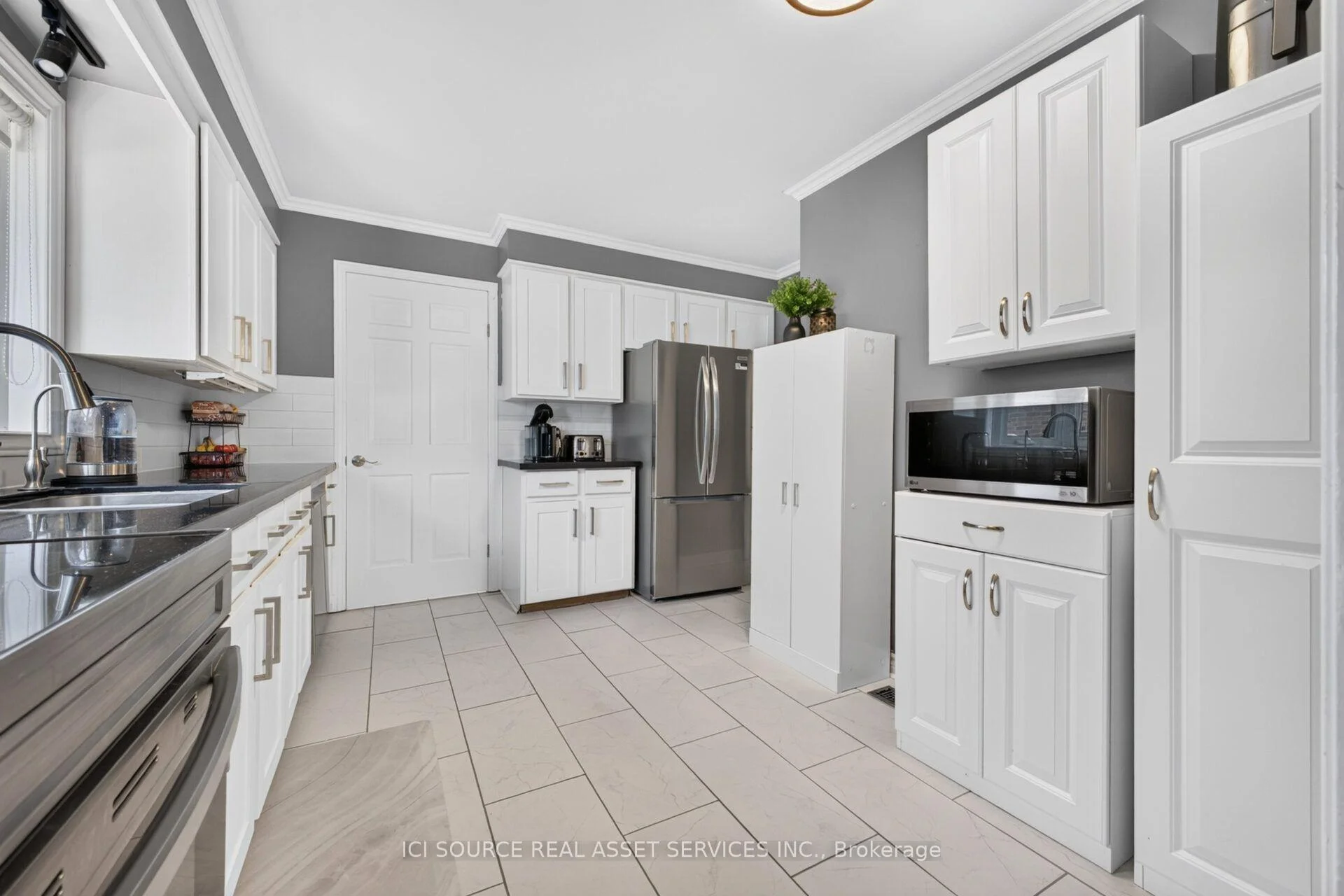 Photo 30 of 6998 Glengowan Crescent, Niagara Falls, Casey — HOMEH