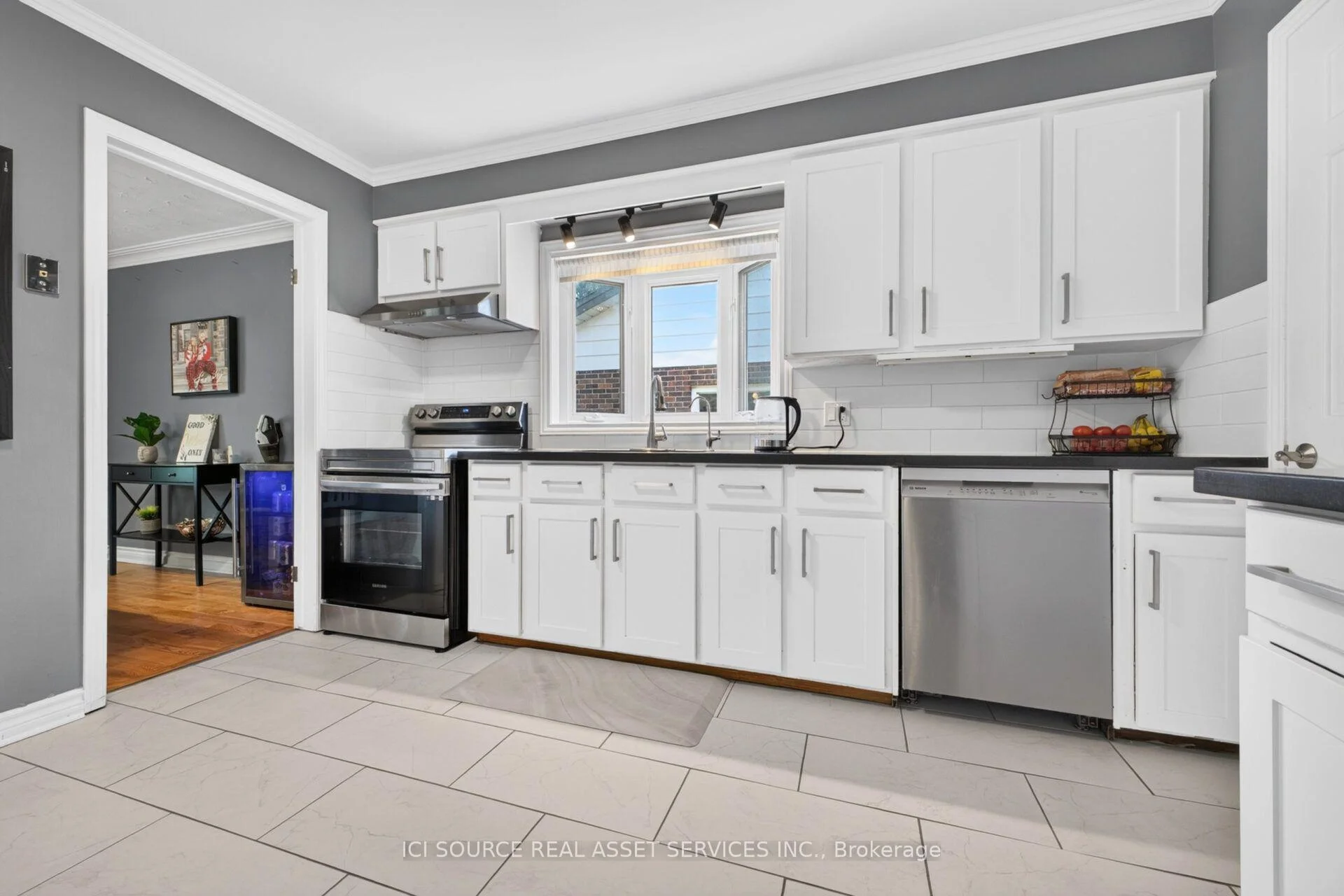Photo 33 of 6998 Glengowan Crescent, Niagara Falls, Casey — HOMEH