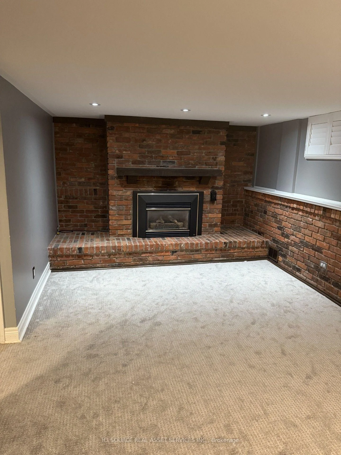 Photo 53 of 6998 Glengowan Crescent, Niagara Falls, Casey — HOMEH