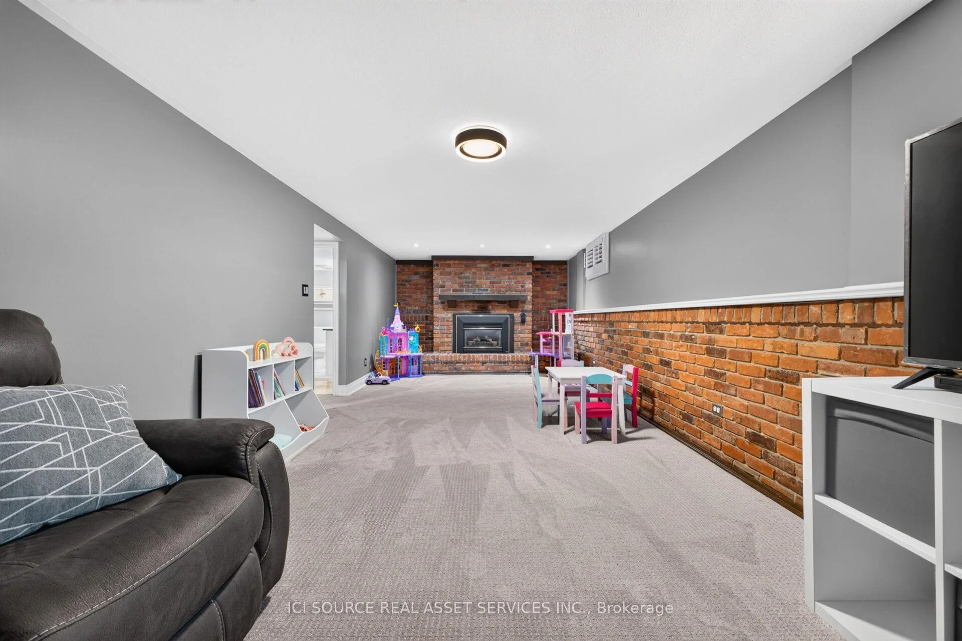 Photo 84 of 6998 Glengowan Crescent, Niagara Falls, Casey — HOMEH