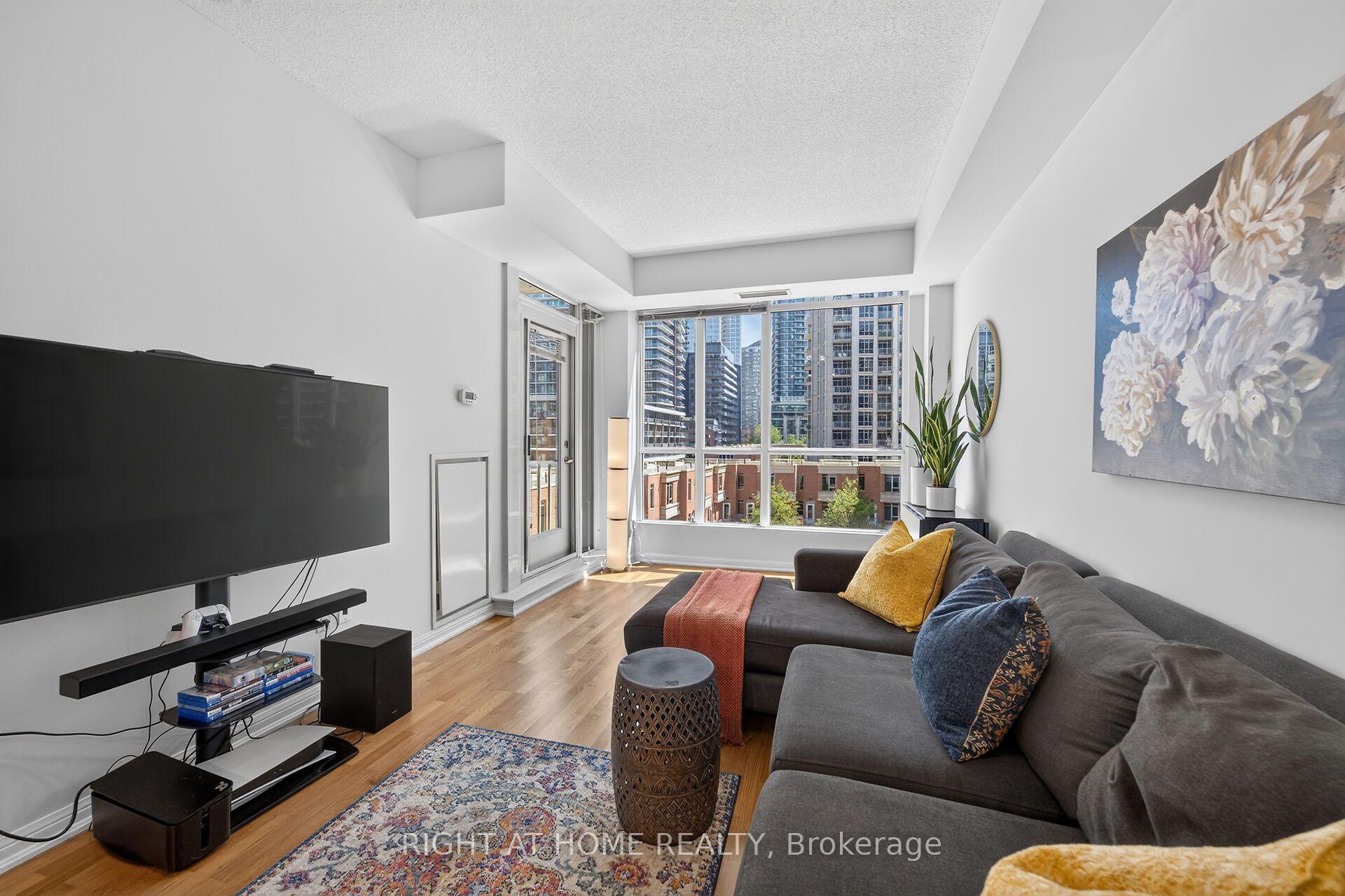Photo 16 of Unit 509, 628 Fleet Street, Toronto, Niagara — HOMEH