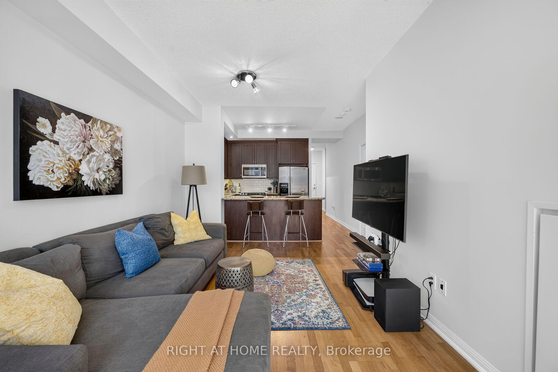 Photo 17 of Unit 509, 628 Fleet Street, Toronto, Niagara — HOMEH