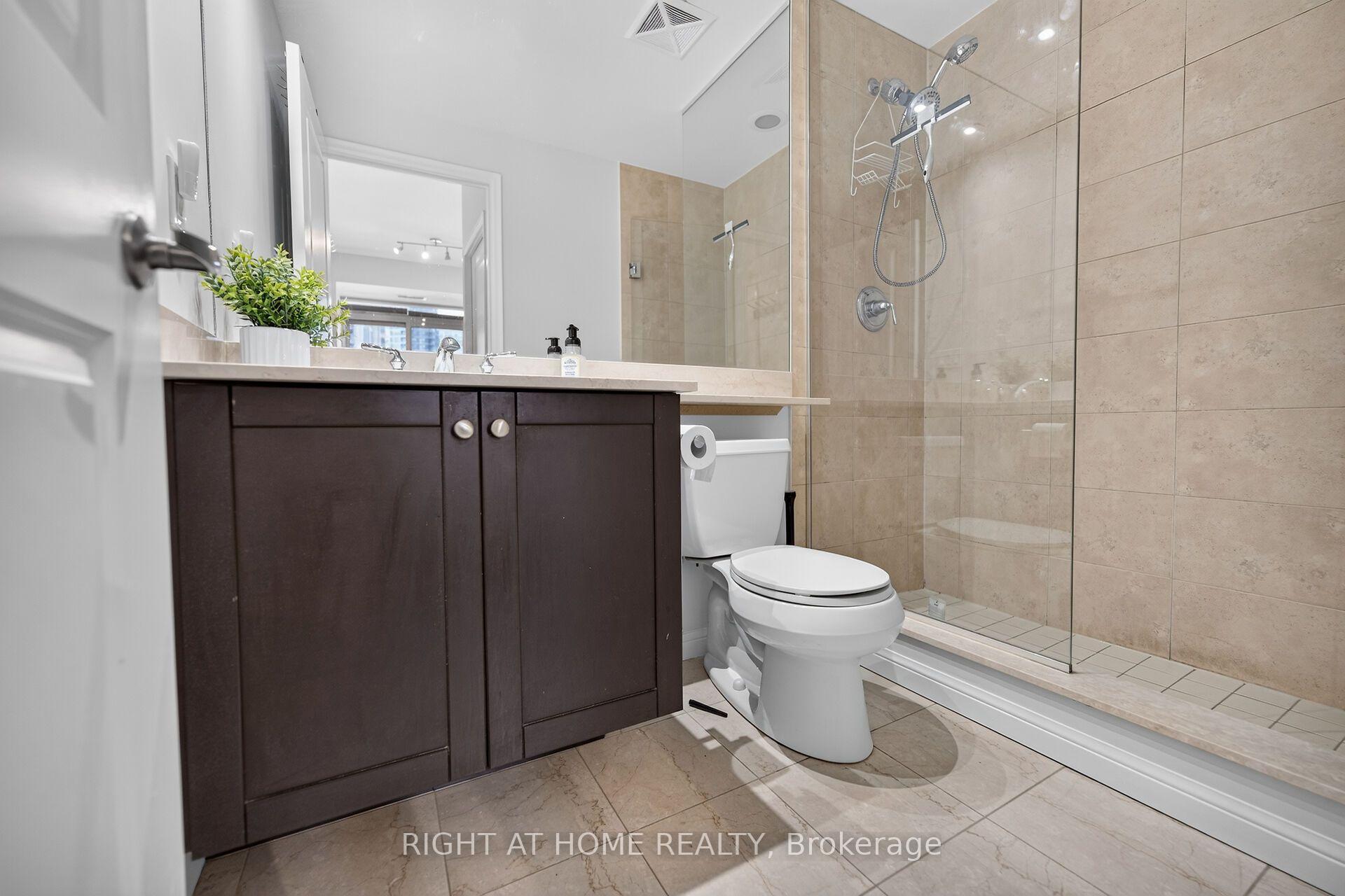Photo 25 of Unit 509, 628 Fleet Street, Toronto, Niagara — HOMEH
