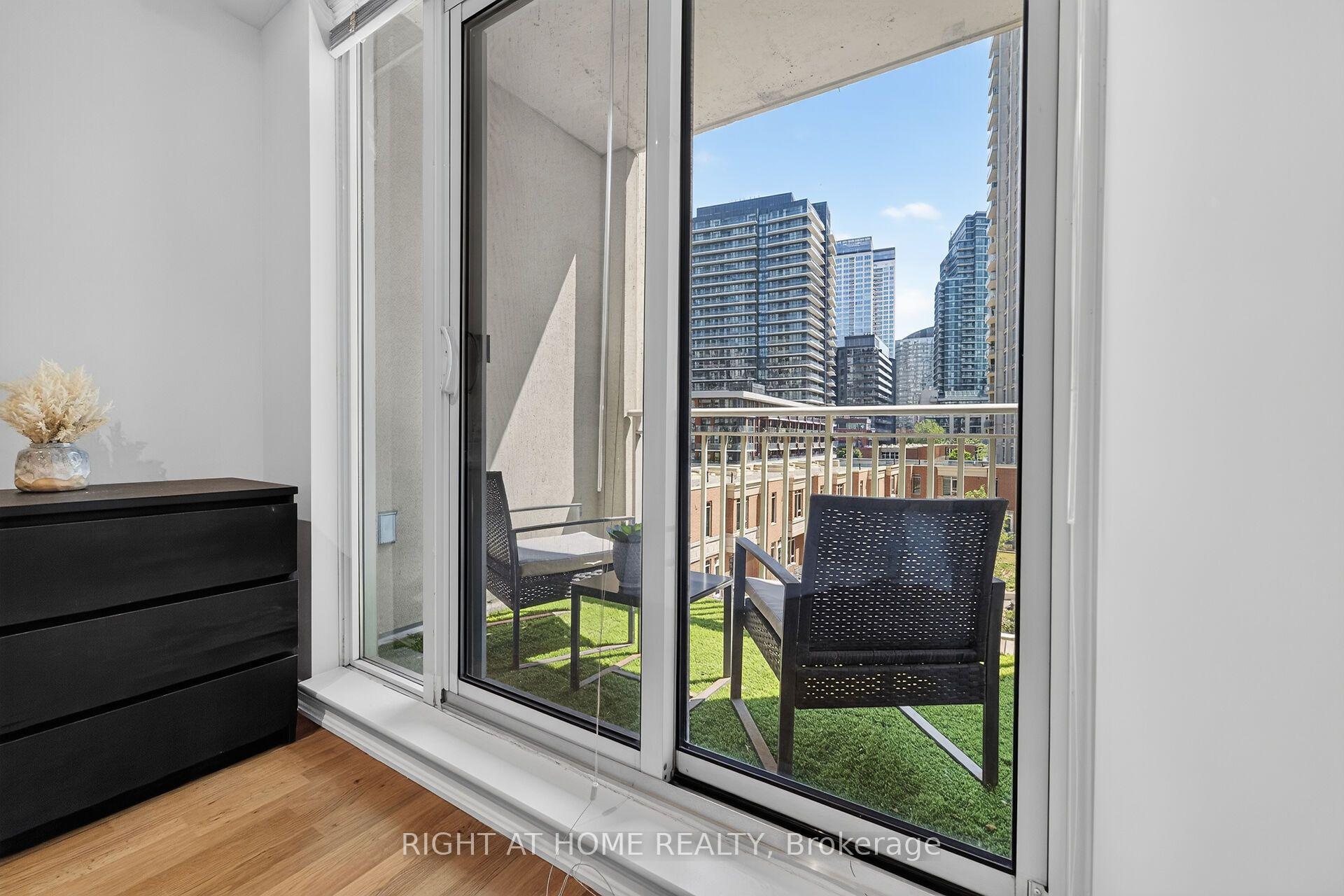 Photo 26 of Unit 509, 628 Fleet Street, Toronto, Niagara — HOMEH