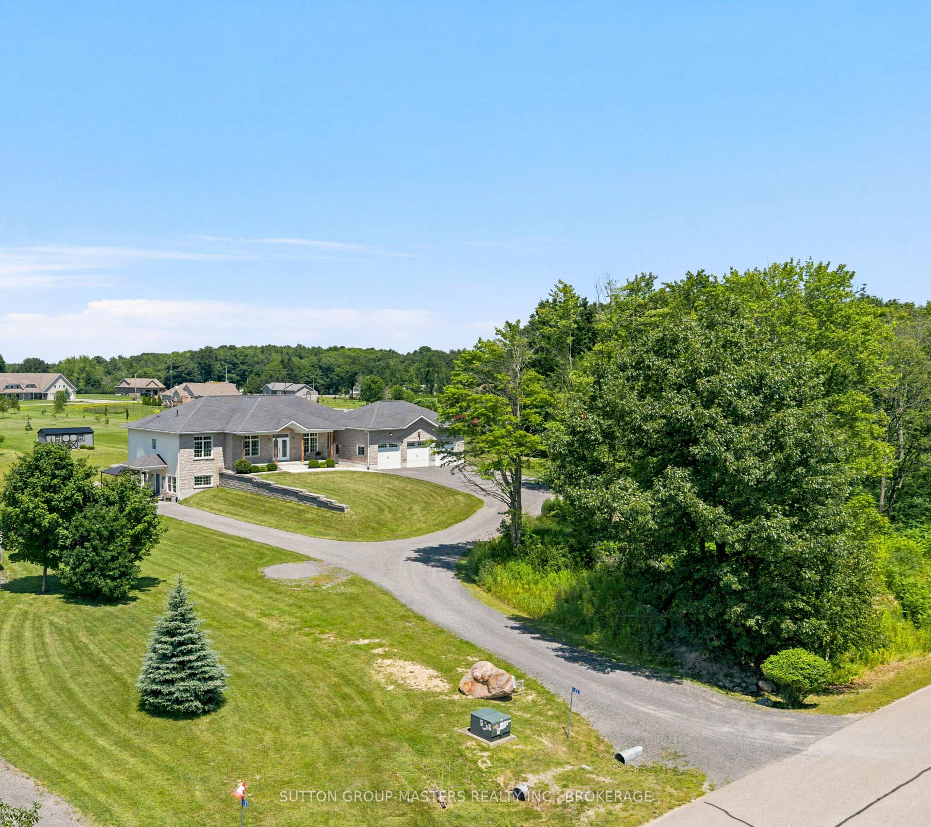 Photo 2 of 23 Owen Avenue, Gananoque, Gananoque — HOMEH