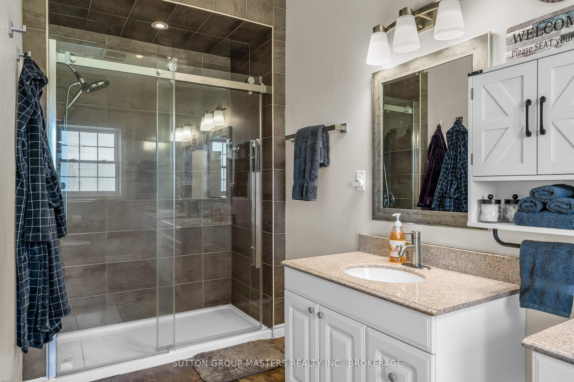 Photo 21 of 23 Owen Avenue, Gananoque, Gananoque — HOMEH