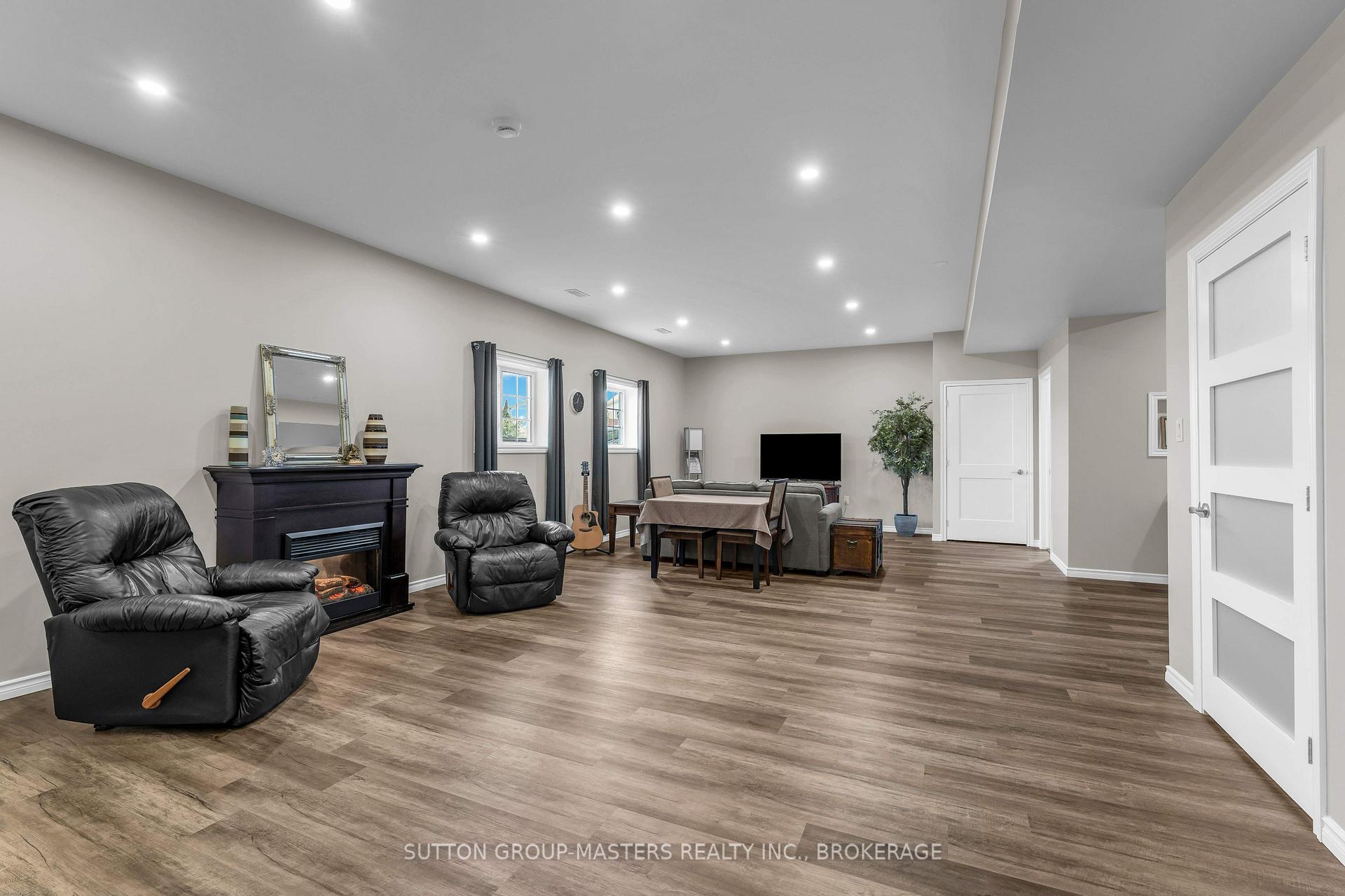 Photo 27 of 23 Owen Avenue, Gananoque, Gananoque — HOMEH