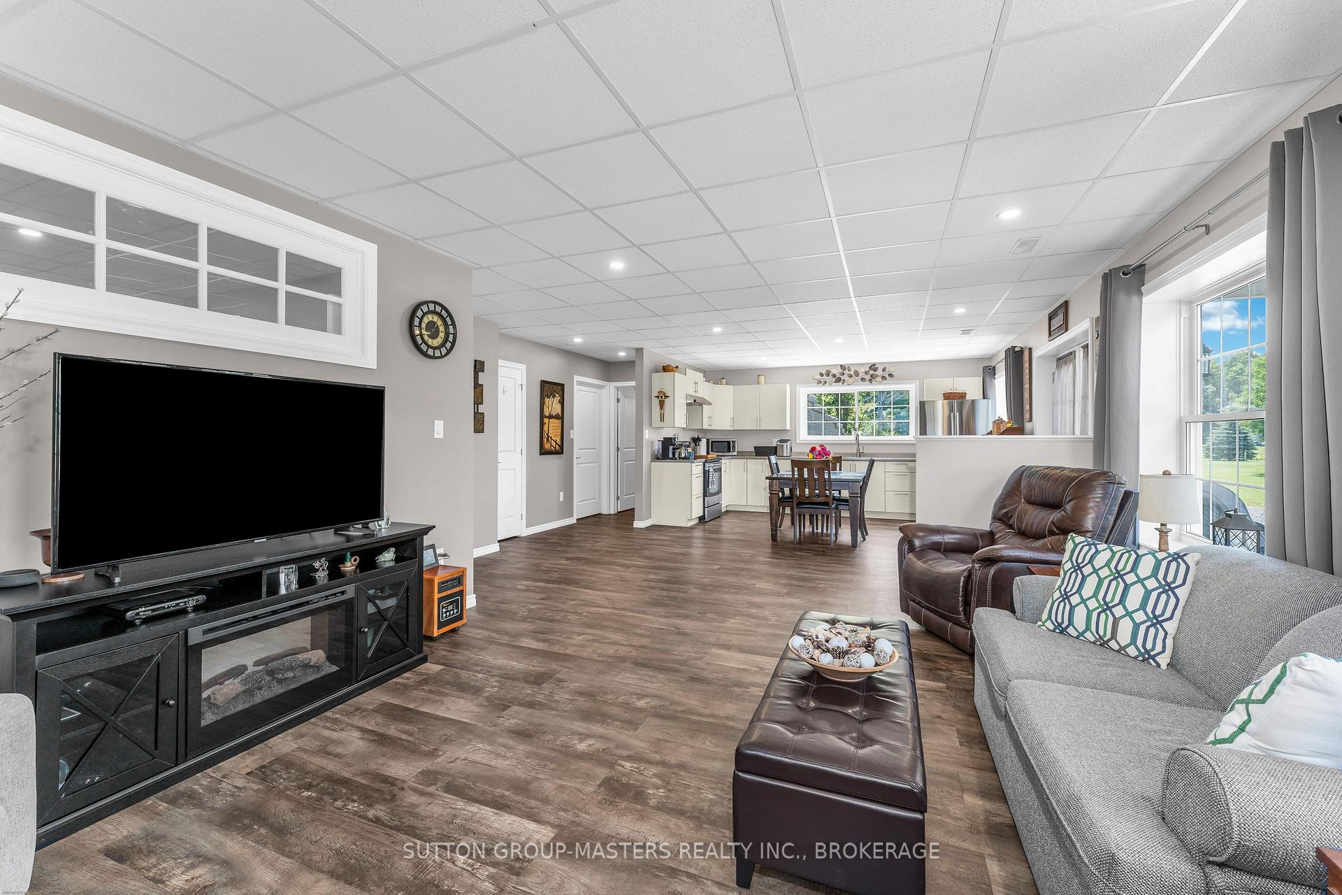 Photo 37 of 23 Owen Avenue, Gananoque, Gananoque — HOMEH